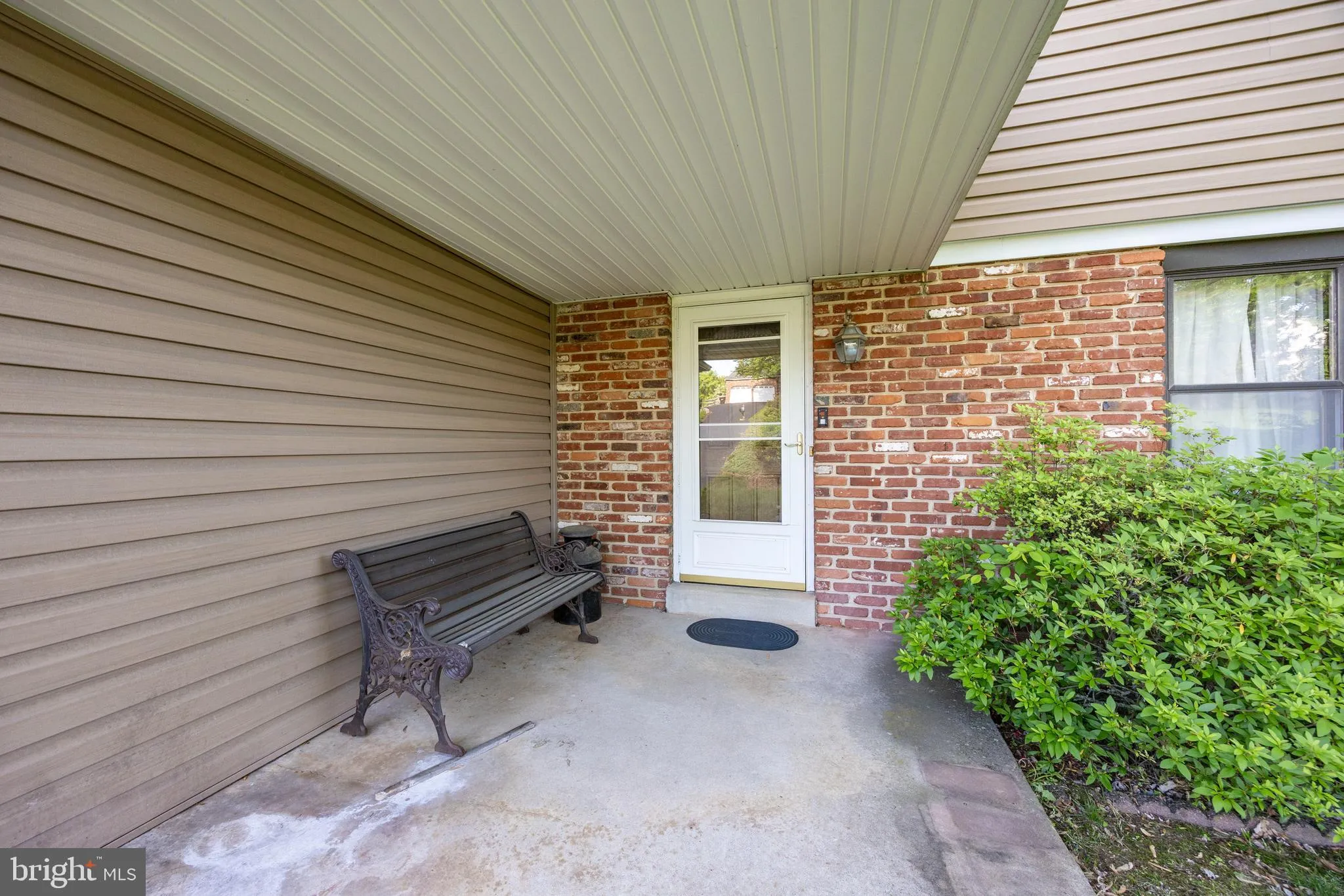 Norristown, Pennsylvania 19403, United States, 4 Bedrooms Bedrooms, ,3 BathroomsBathrooms,Residential,Pending,135177