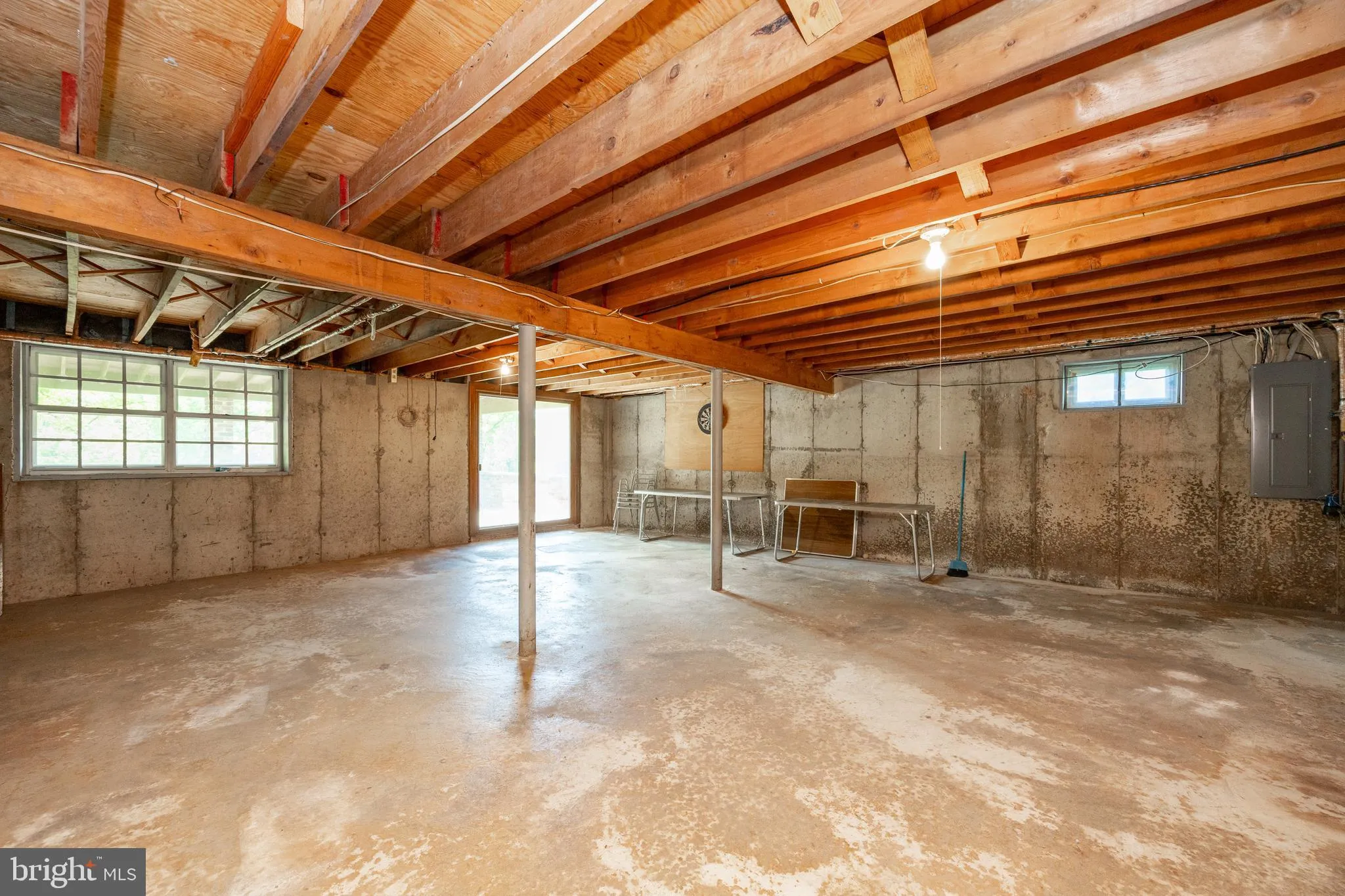 Norristown, Pennsylvania 19403, United States, 4 Bedrooms Bedrooms, ,3 BathroomsBathrooms,Residential,Pending,135177