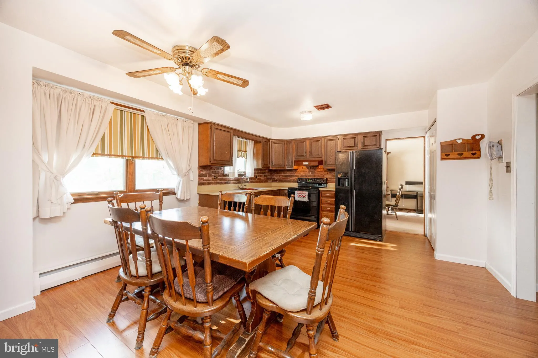 Norristown, Pennsylvania 19403, United States, 4 Bedrooms Bedrooms, ,3 BathroomsBathrooms,Residential,Pending,135177