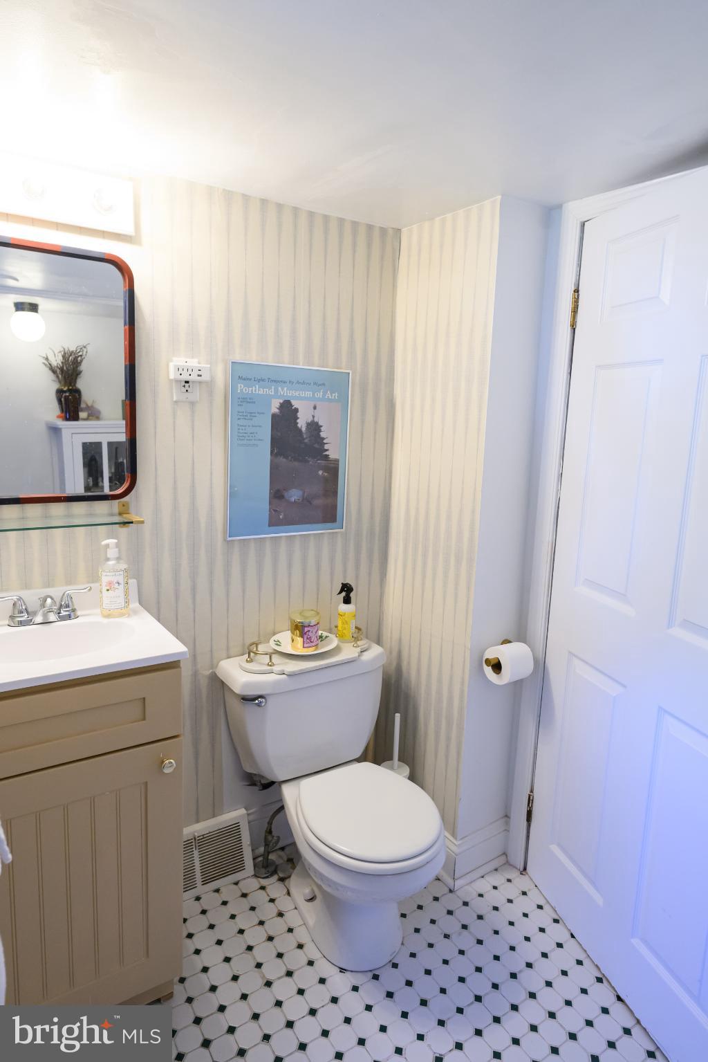 CONSHOHOCKEN - Residential Lease