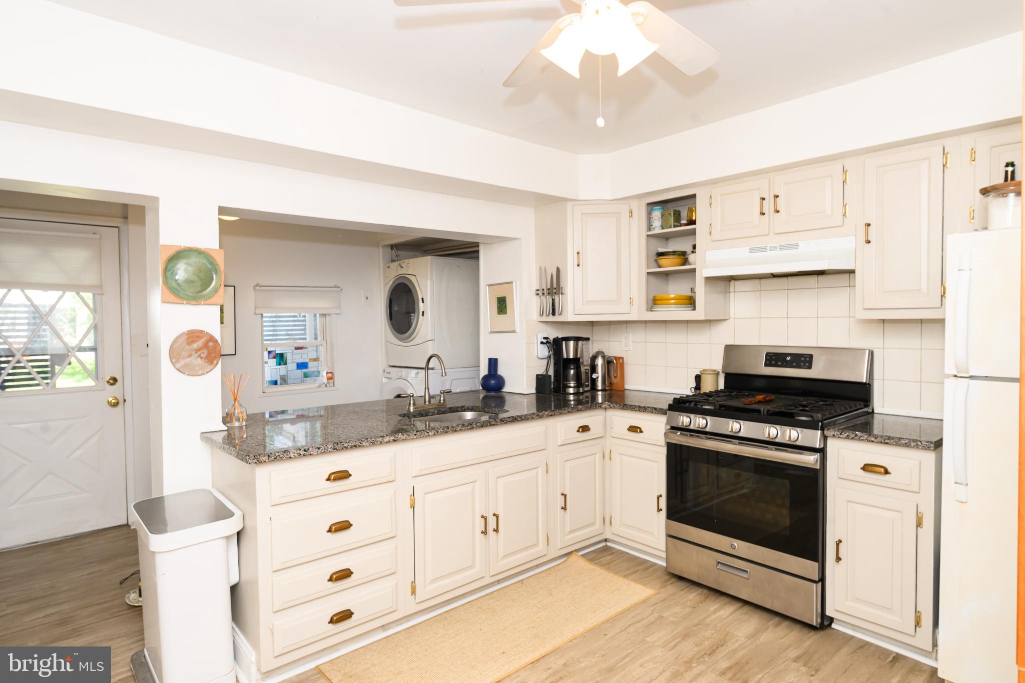 CONSHOHOCKEN - Residential Lease