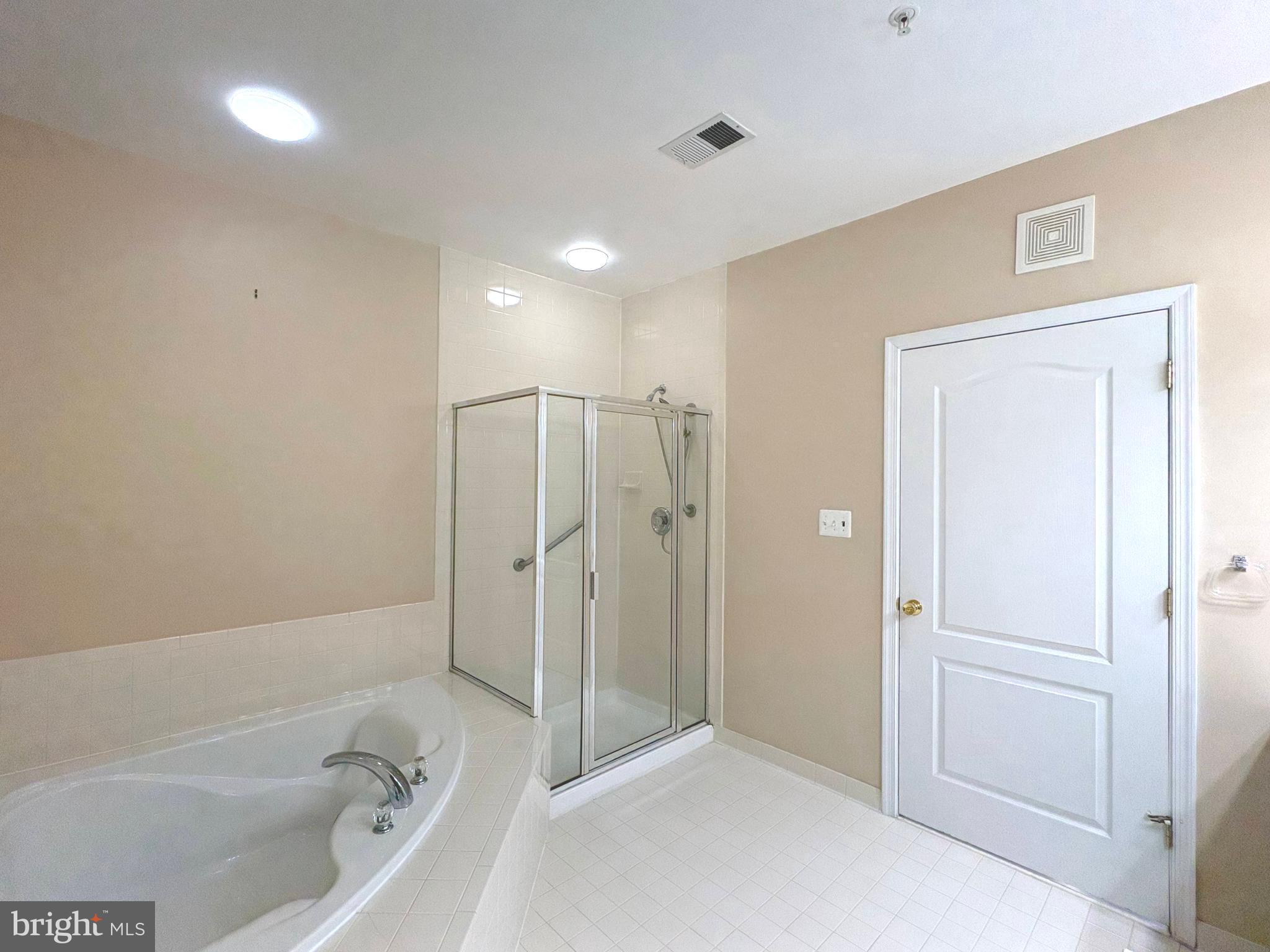 THE RESERVE CONDOMINIUMS - Residential