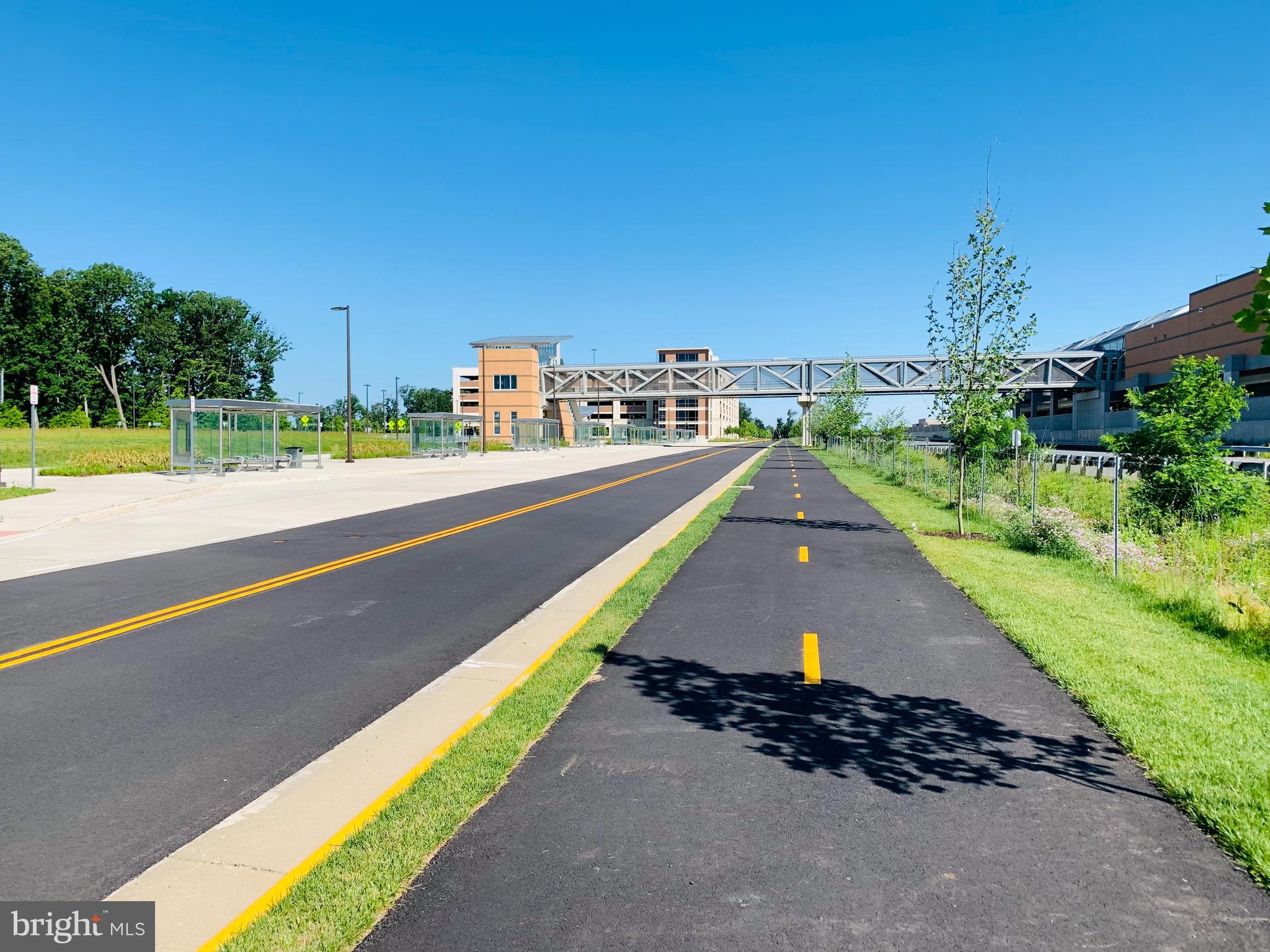 RESIDENCES AT DULLES PRK - Residential