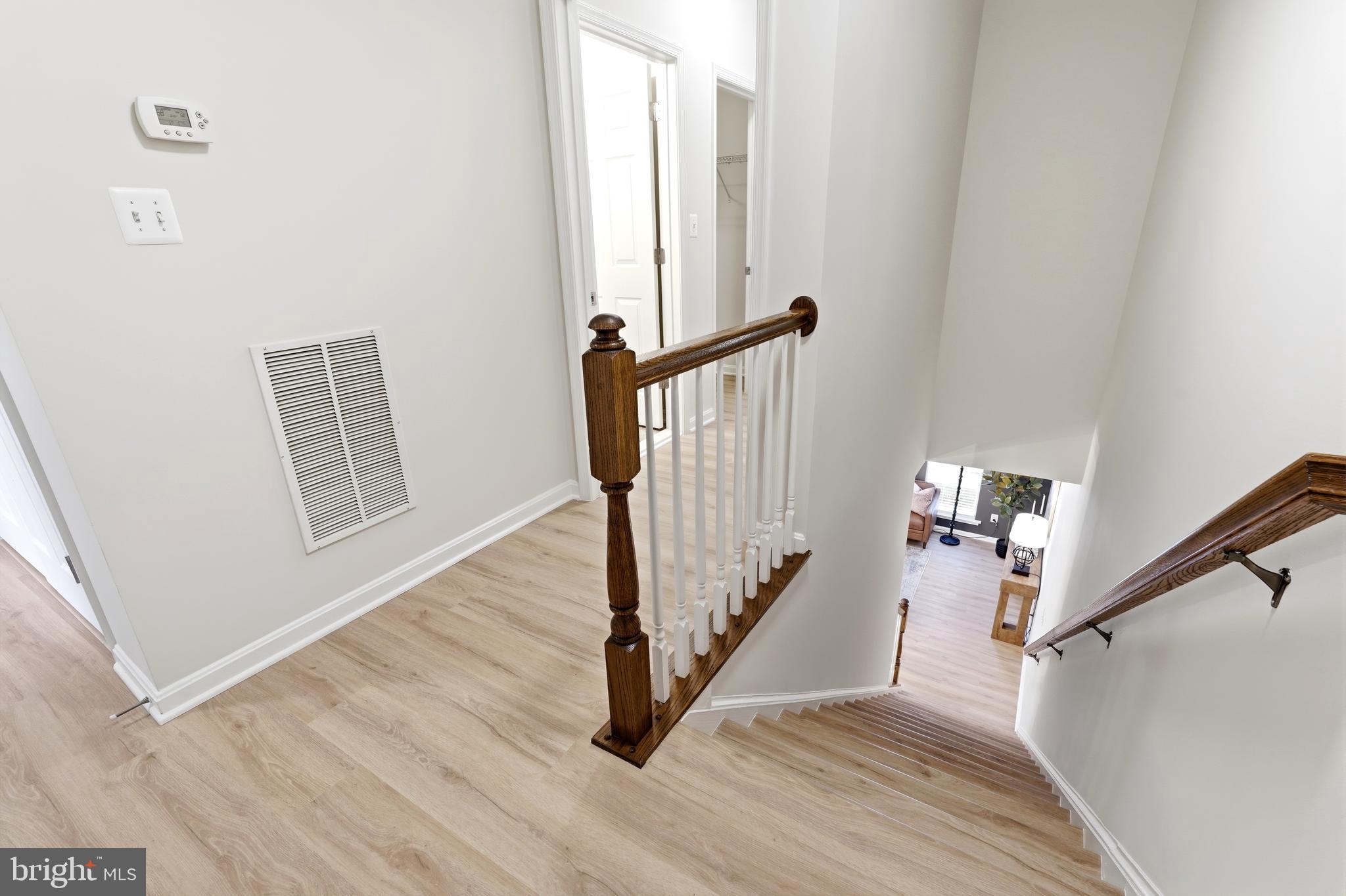 RESIDENCES AT DULLES PRK - Residential