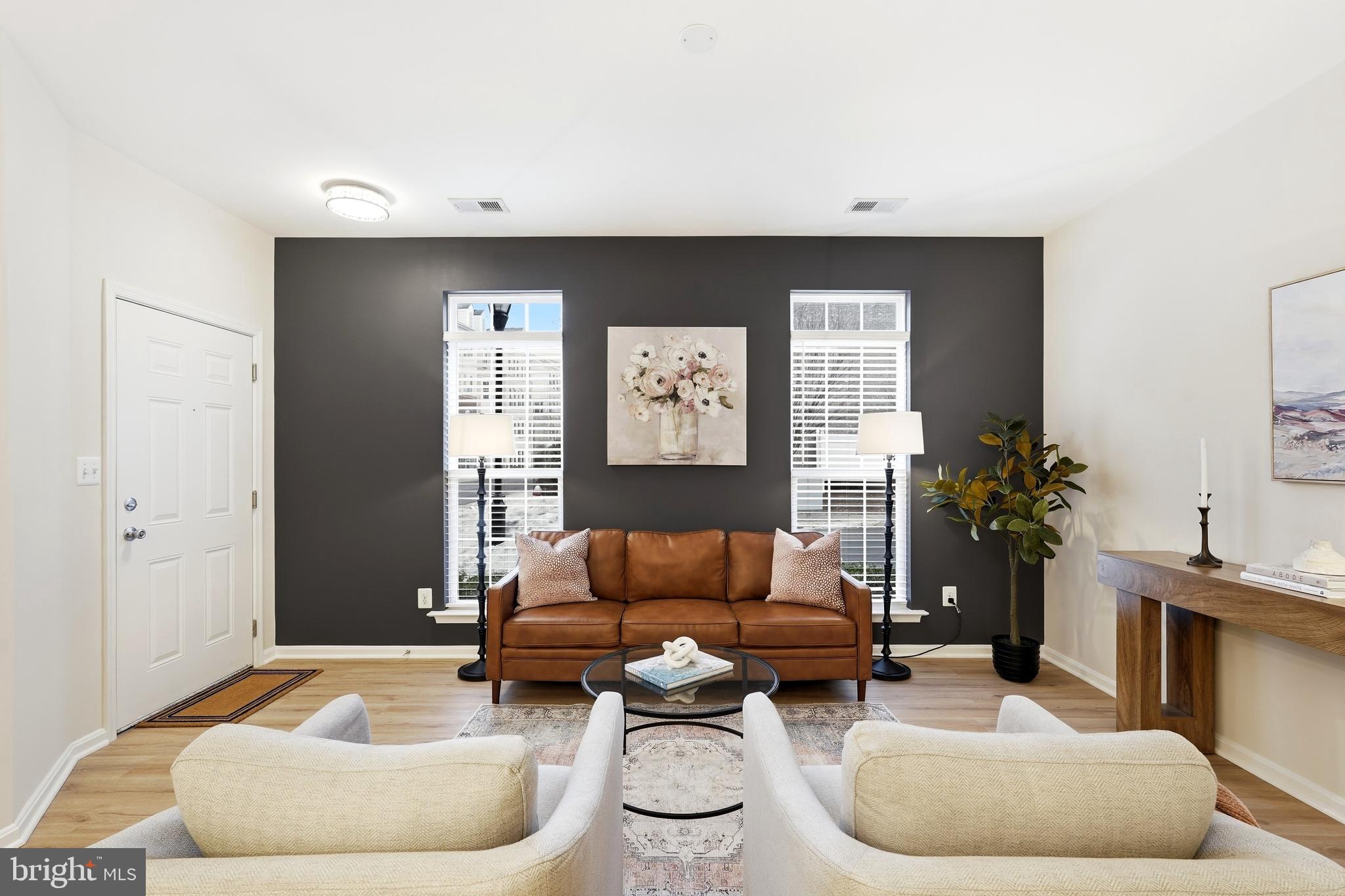 RESIDENCES AT DULLES PRK - Residential