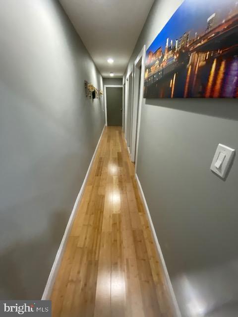 HUNTING PARK - Residential Lease