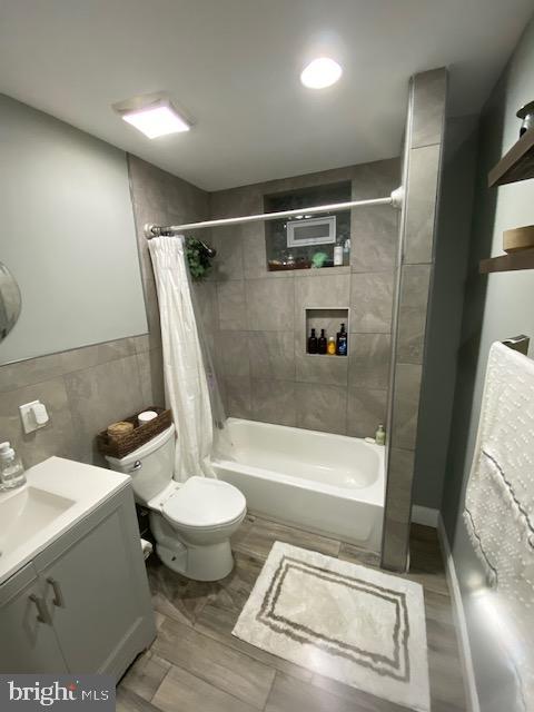 HUNTING PARK - Residential Lease