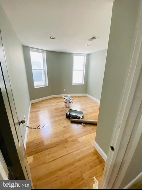 HUNTING PARK - Residential Lease