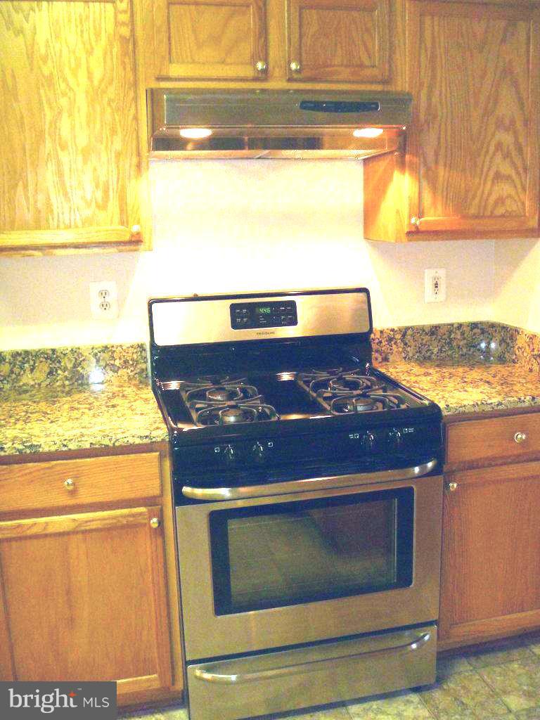 SYCAMORE HILL - Residential