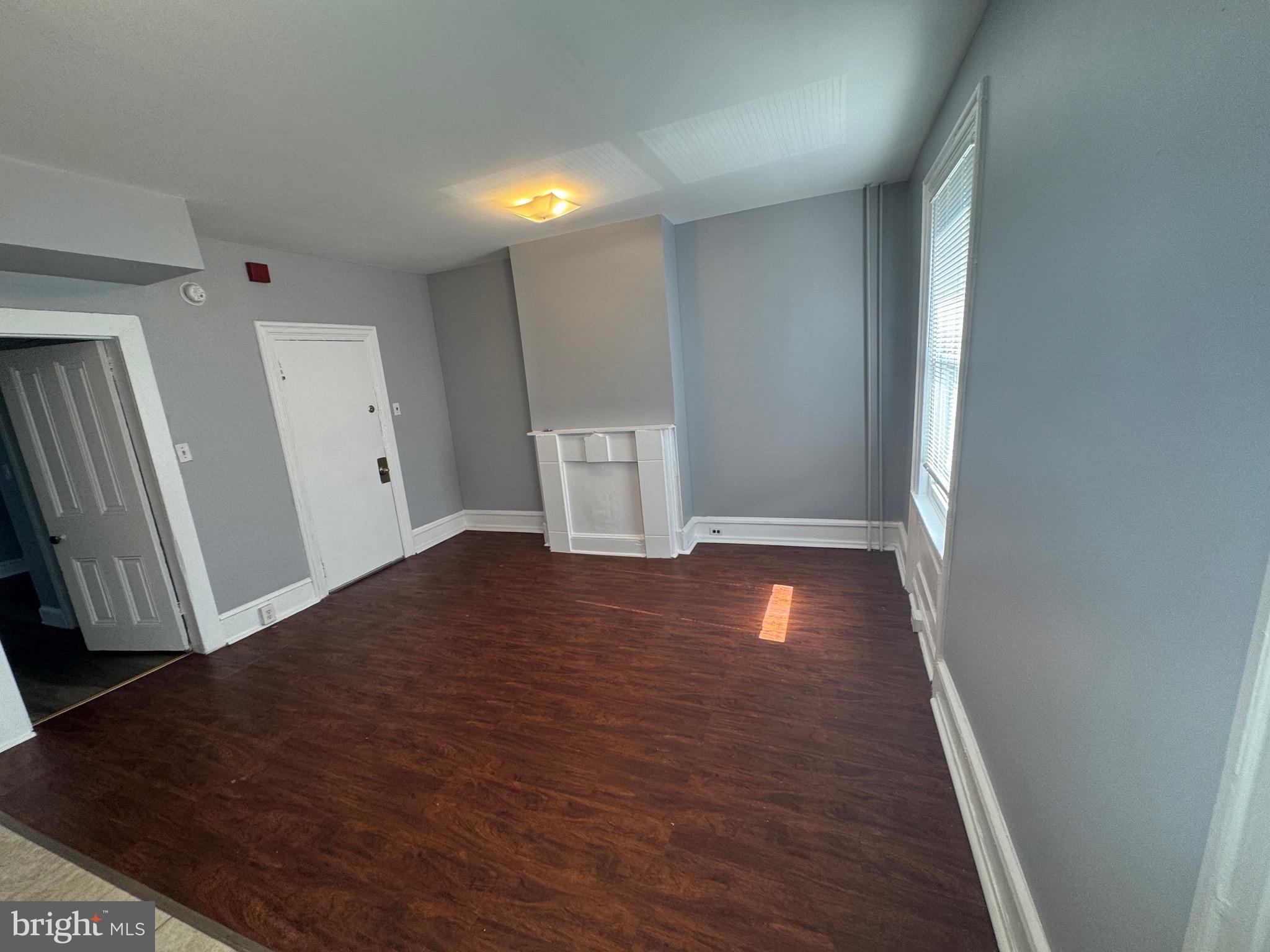 GRADUATE HOSPITAL - Commercial Sale