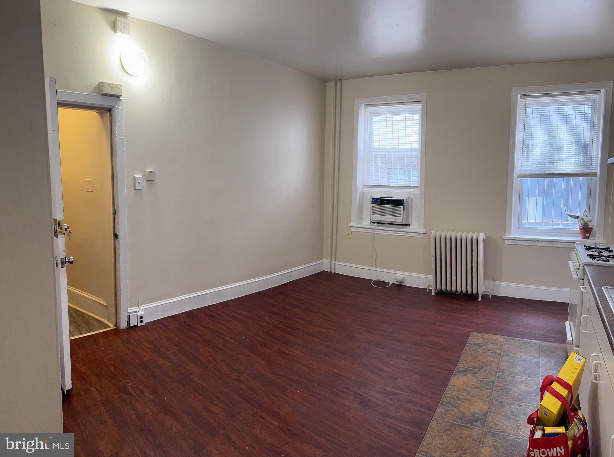 GRADUATE HOSPITAL - Commercial Sale