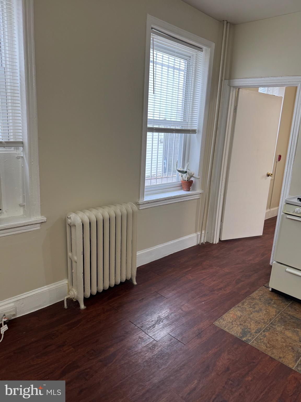 GRADUATE HOSPITAL - Commercial Sale