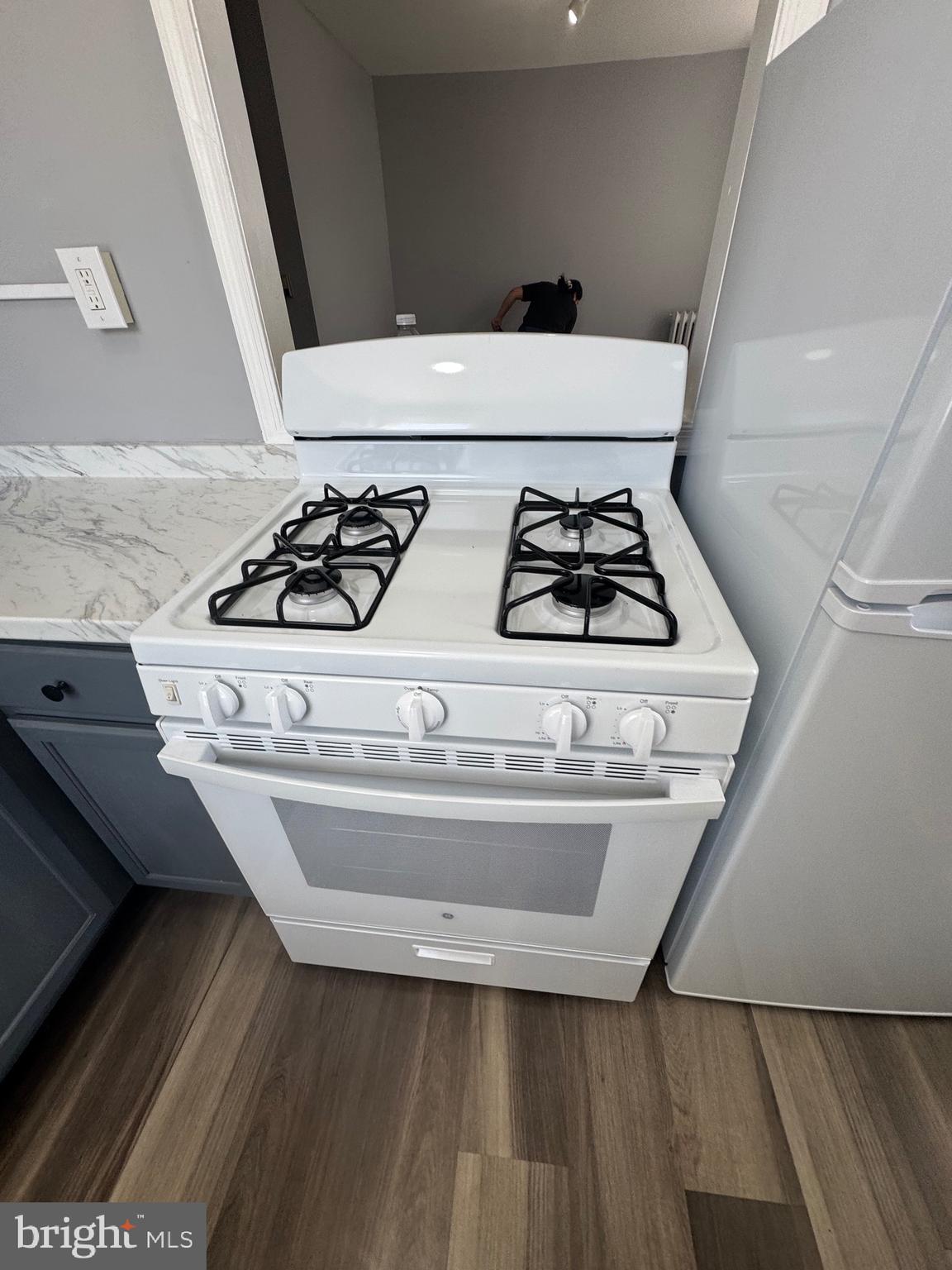 GRADUATE HOSPITAL - Commercial Sale