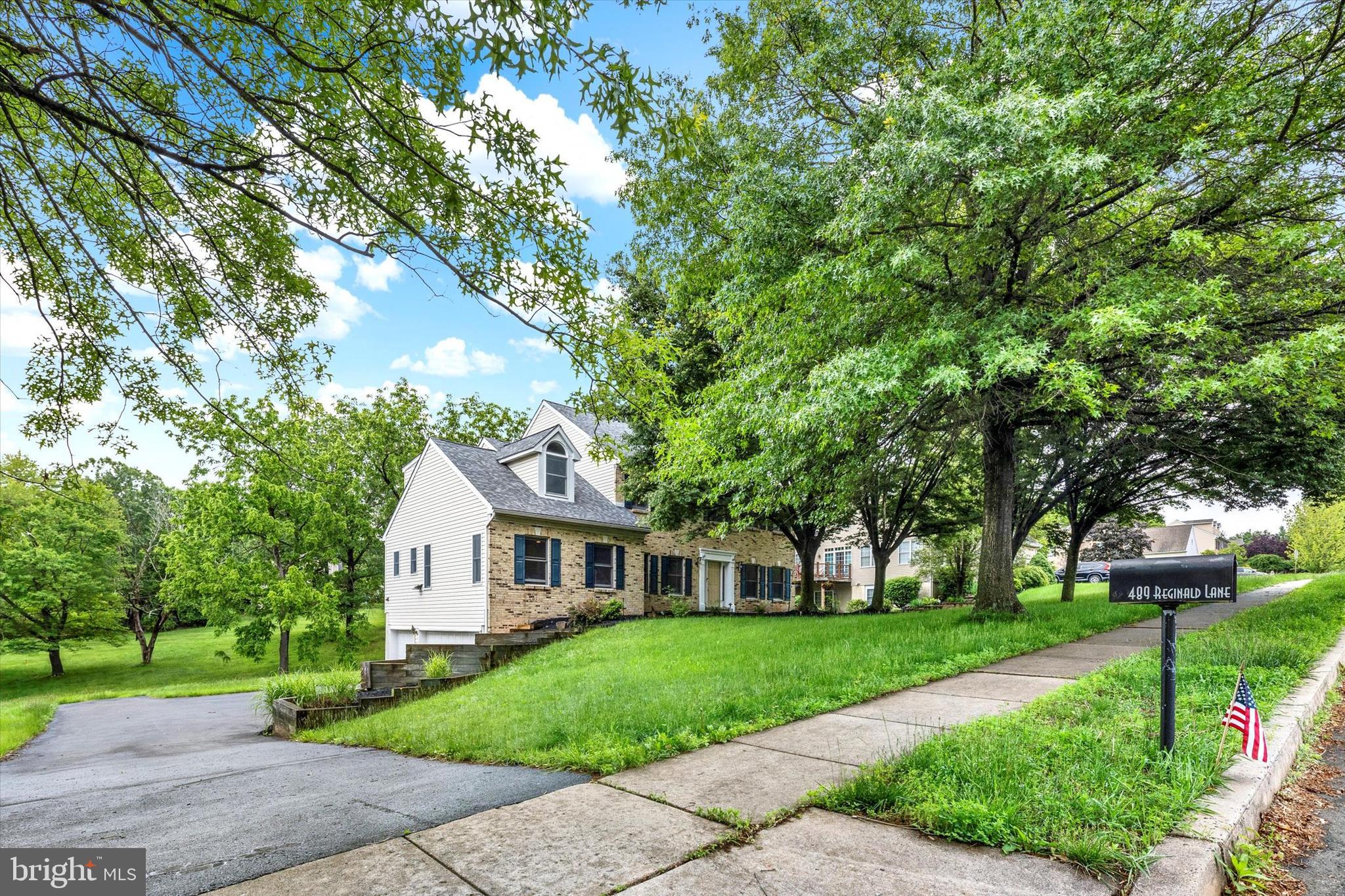 IRONBRIDGE EST - Residential