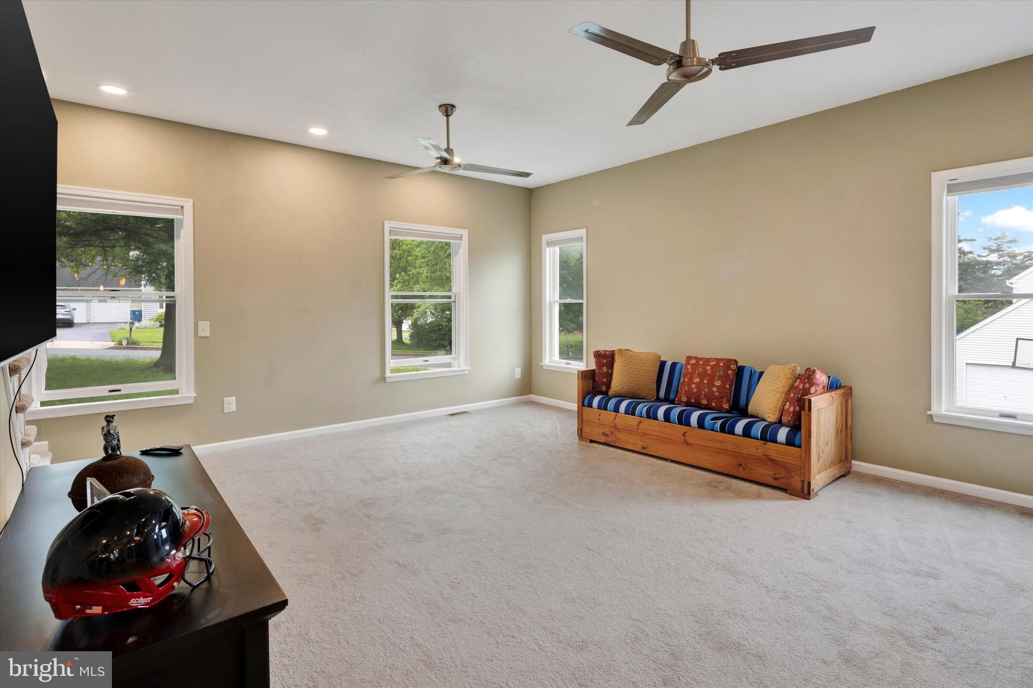 IRONBRIDGE EST - Residential