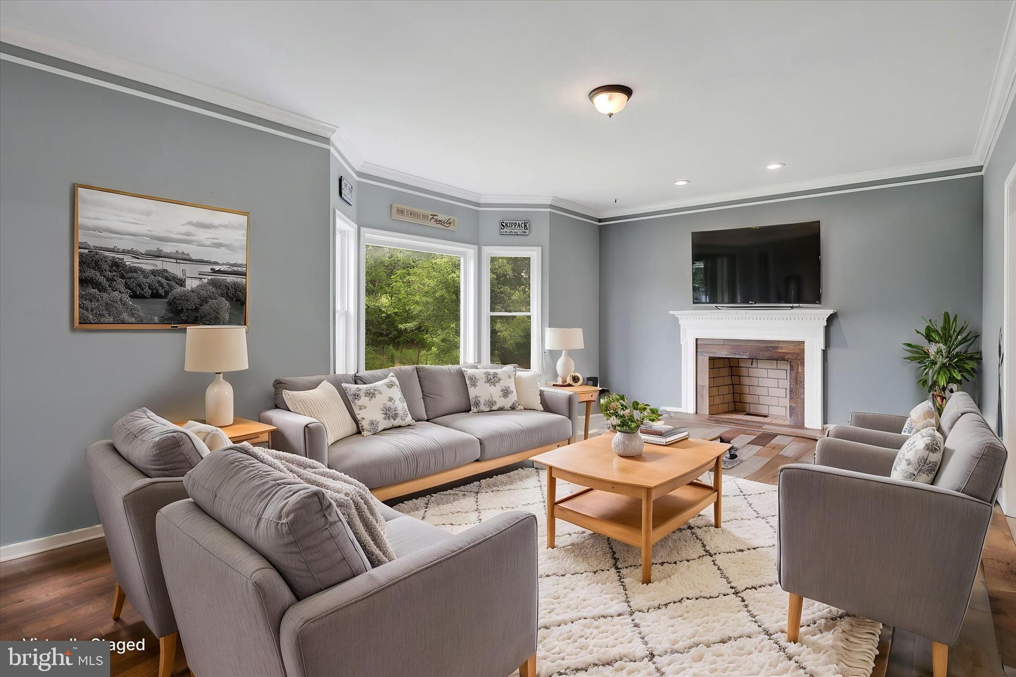 IRONBRIDGE EST - Residential