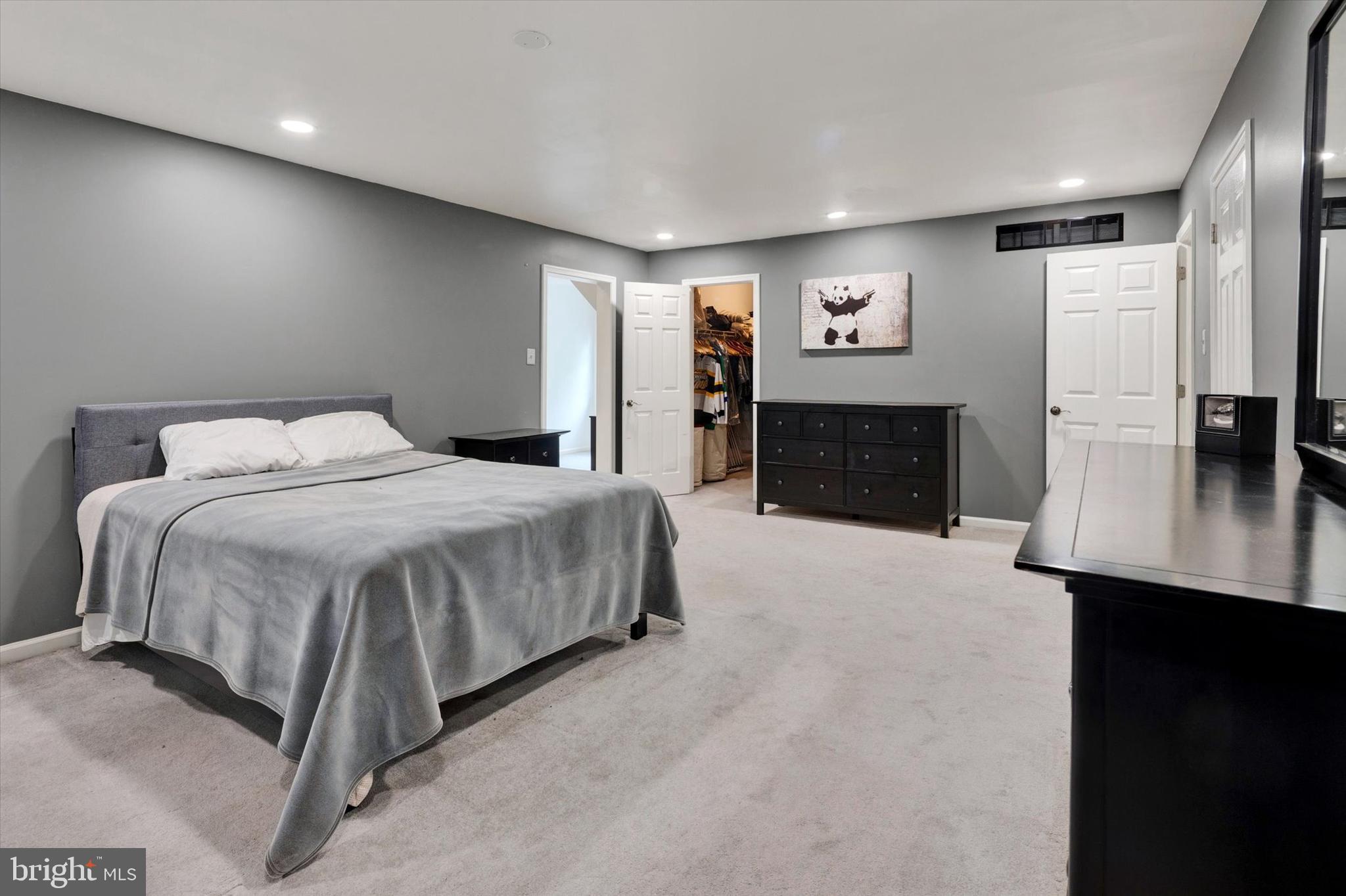 IRONBRIDGE EST - Residential