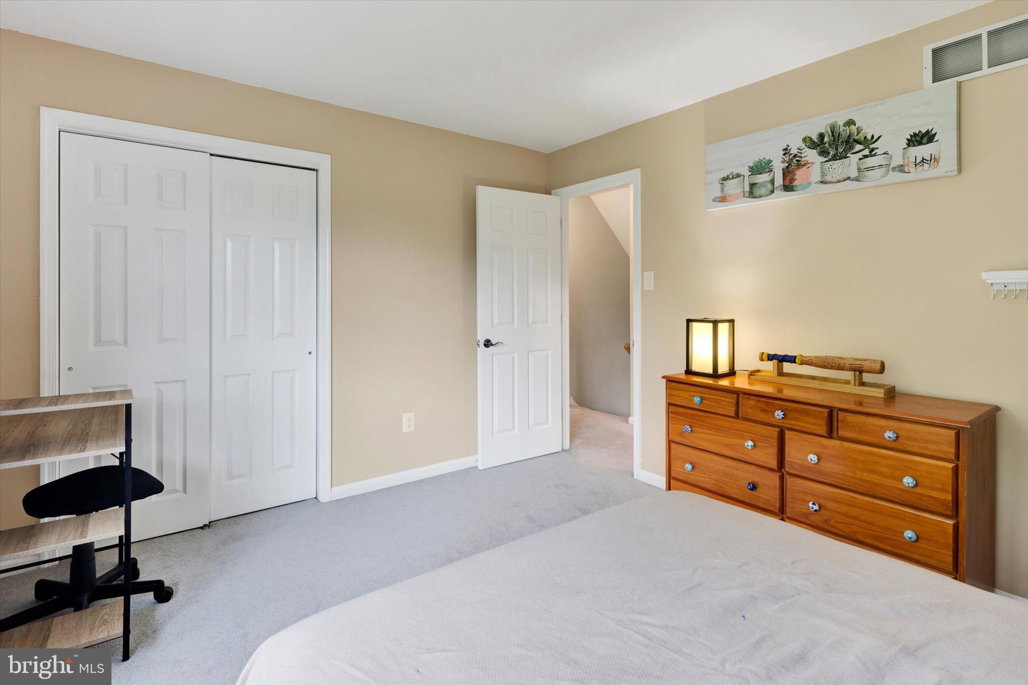 IRONBRIDGE EST - Residential