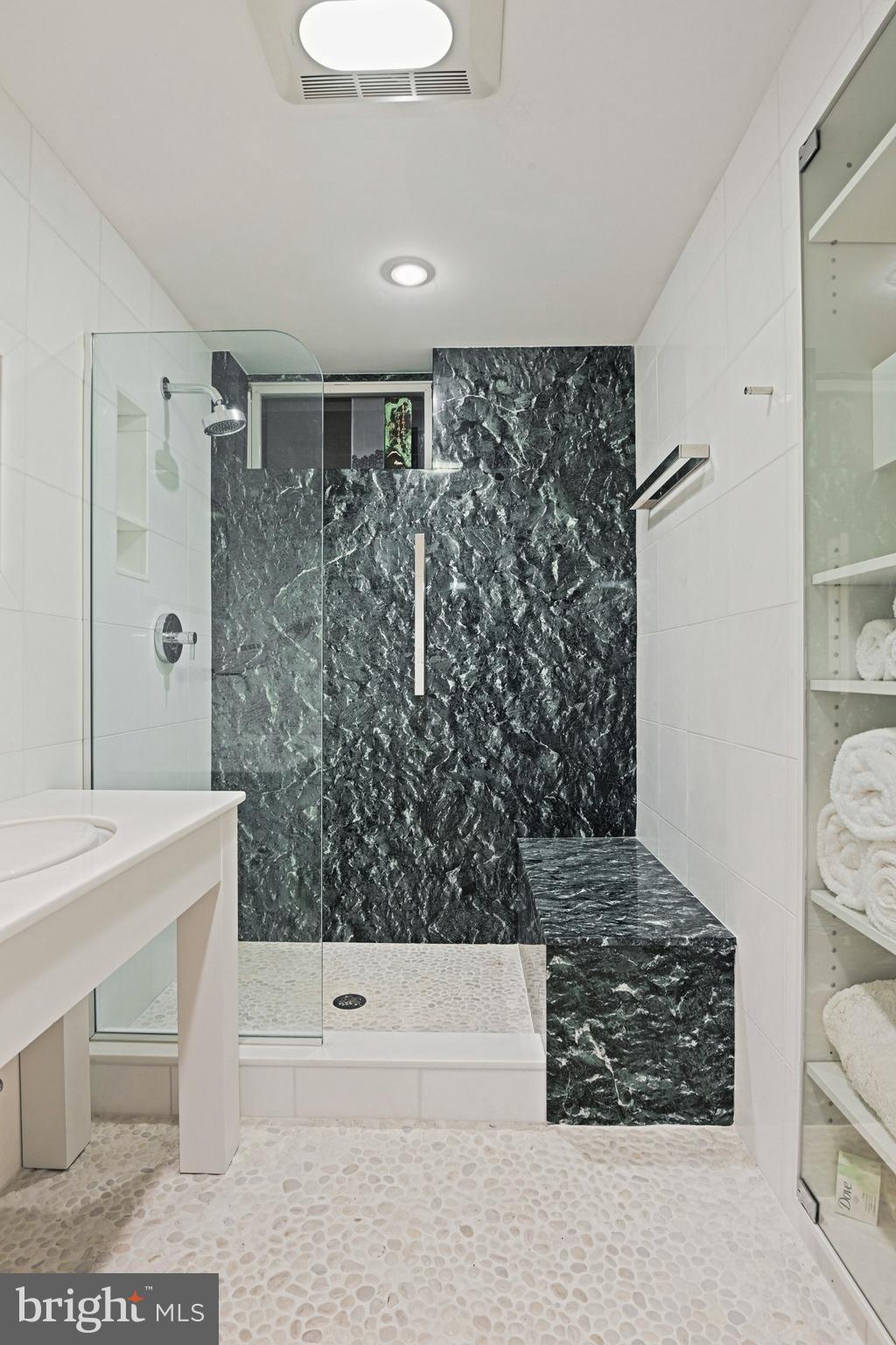 FOX VALE - Residential