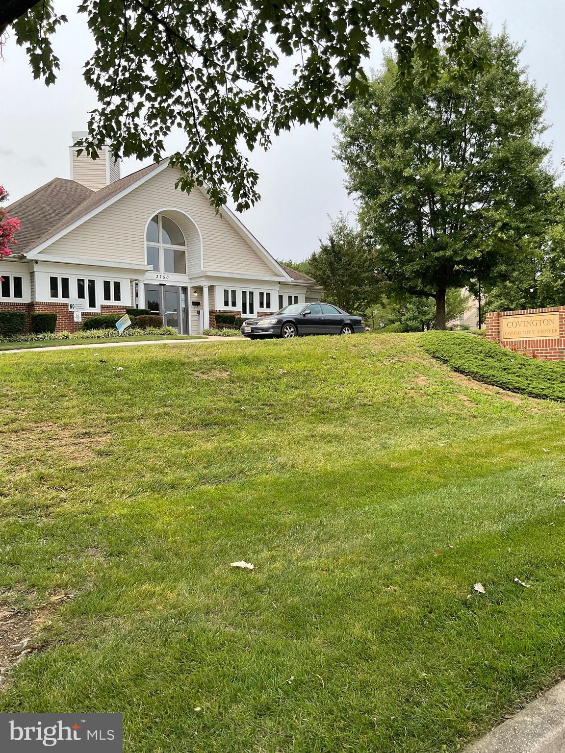 COVINGTON CONDOMINIUMS - Residential