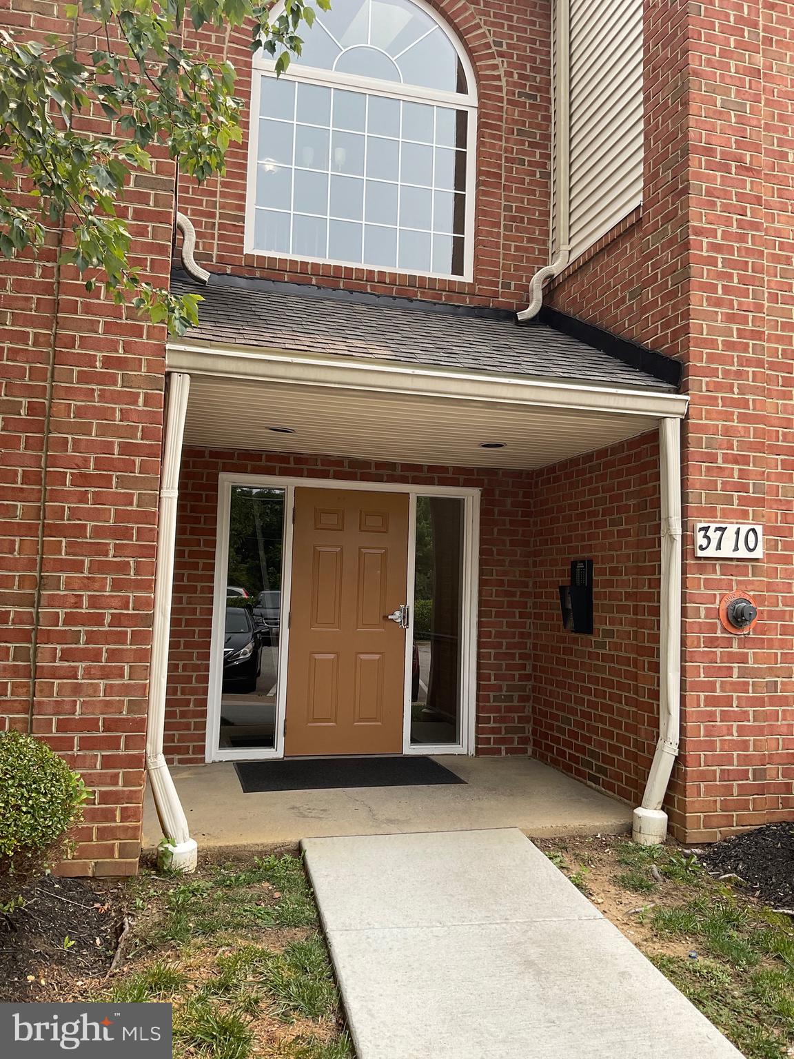 COVINGTON CONDOMINIUMS - Residential