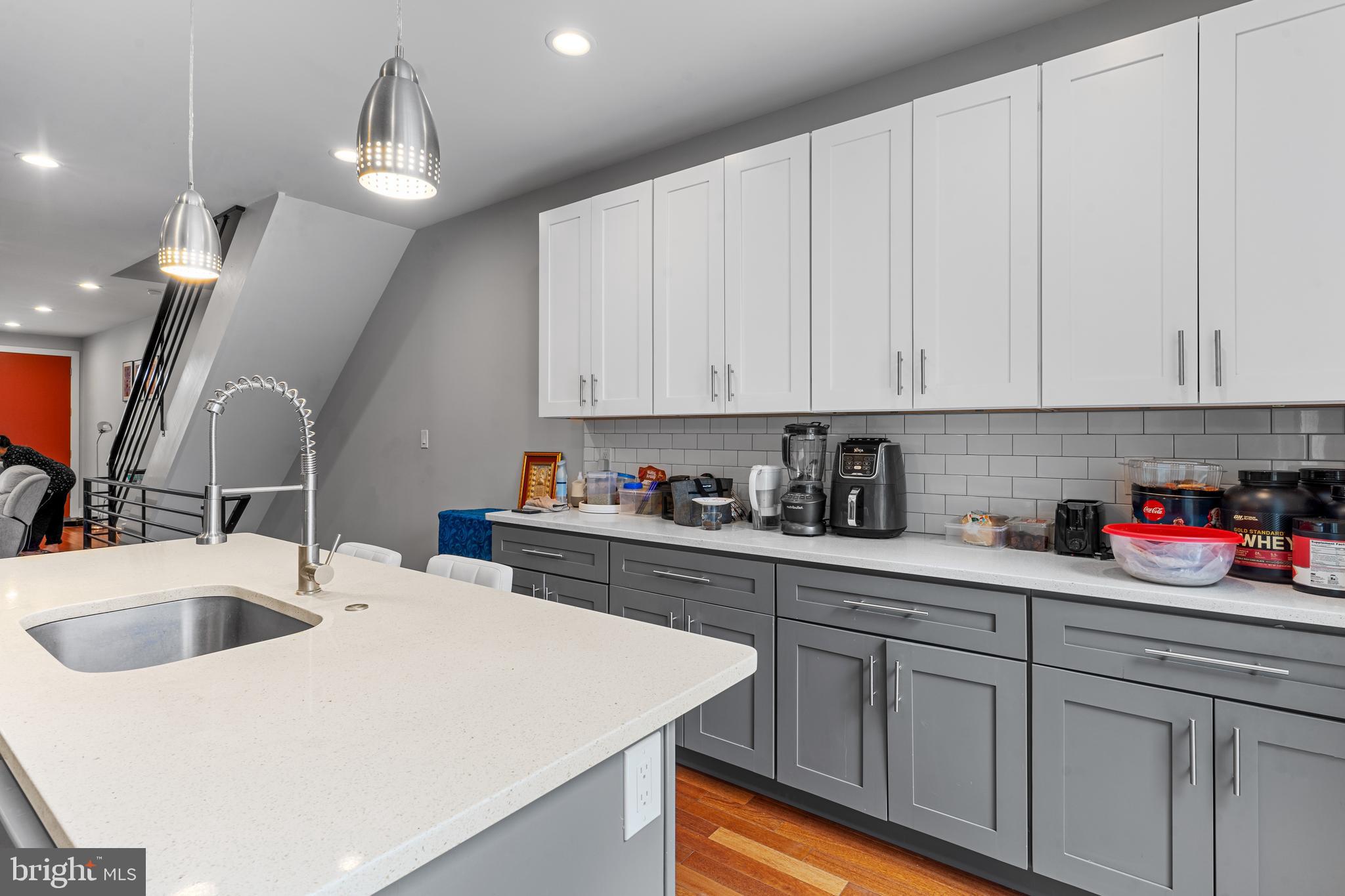 PHILADELPHIA - Residential
