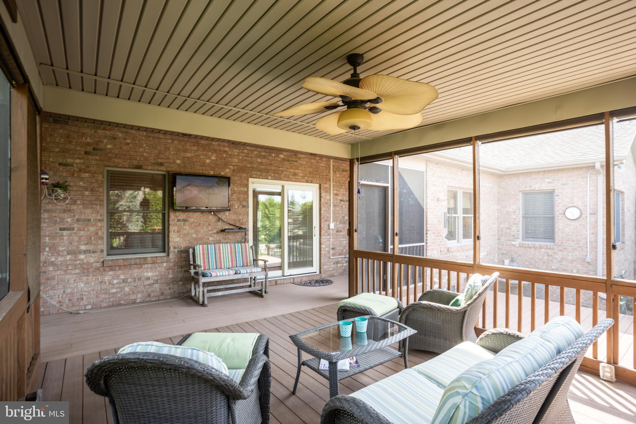 WAKELAND MANOR - Residential