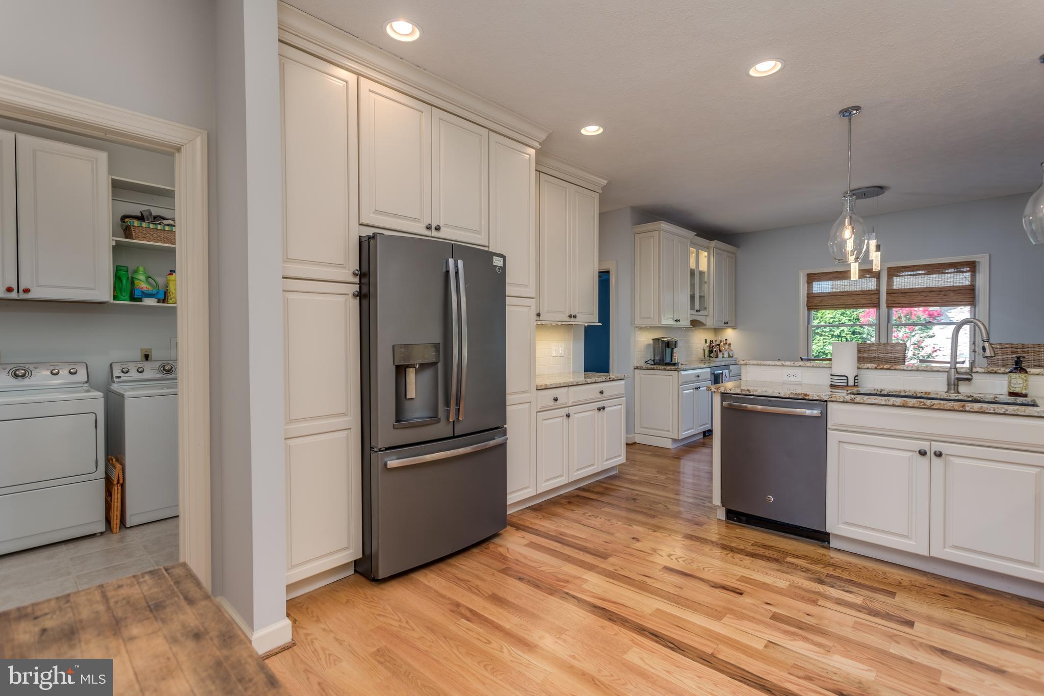 WAKELAND MANOR - Residential