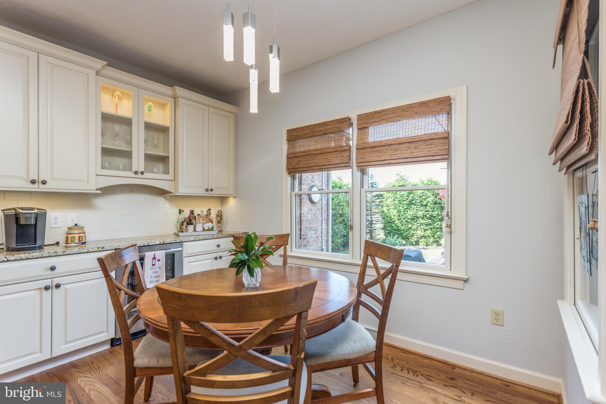 WAKELAND MANOR - Residential