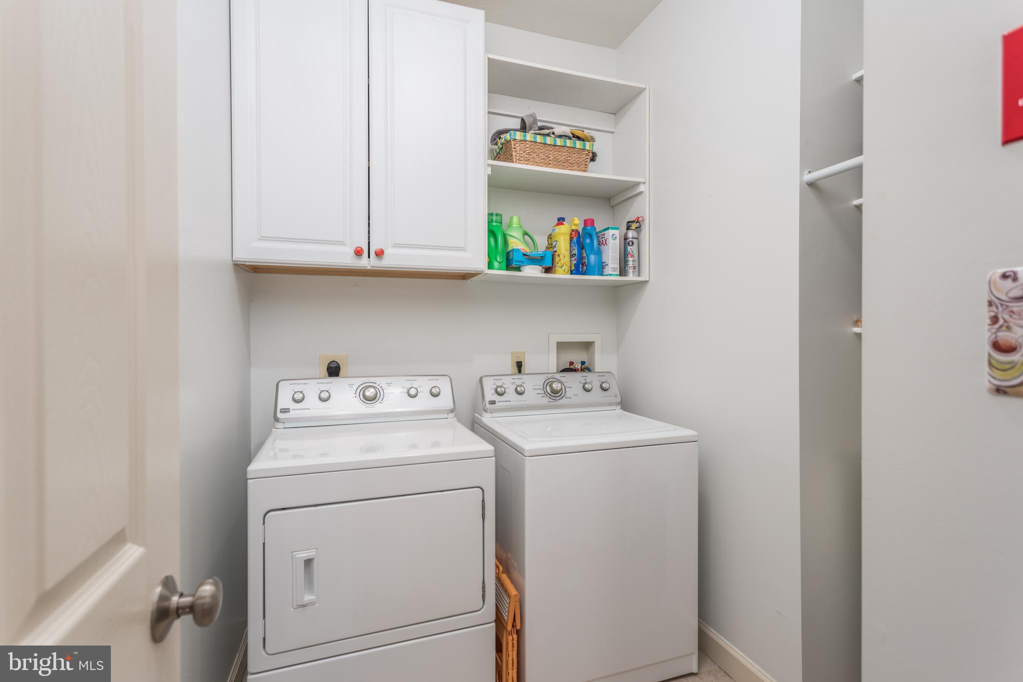 WAKELAND MANOR - Residential