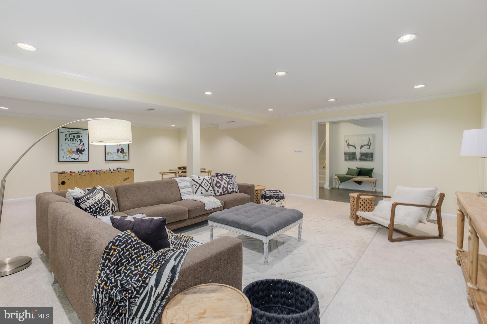 KENWOOD PARK - Residential