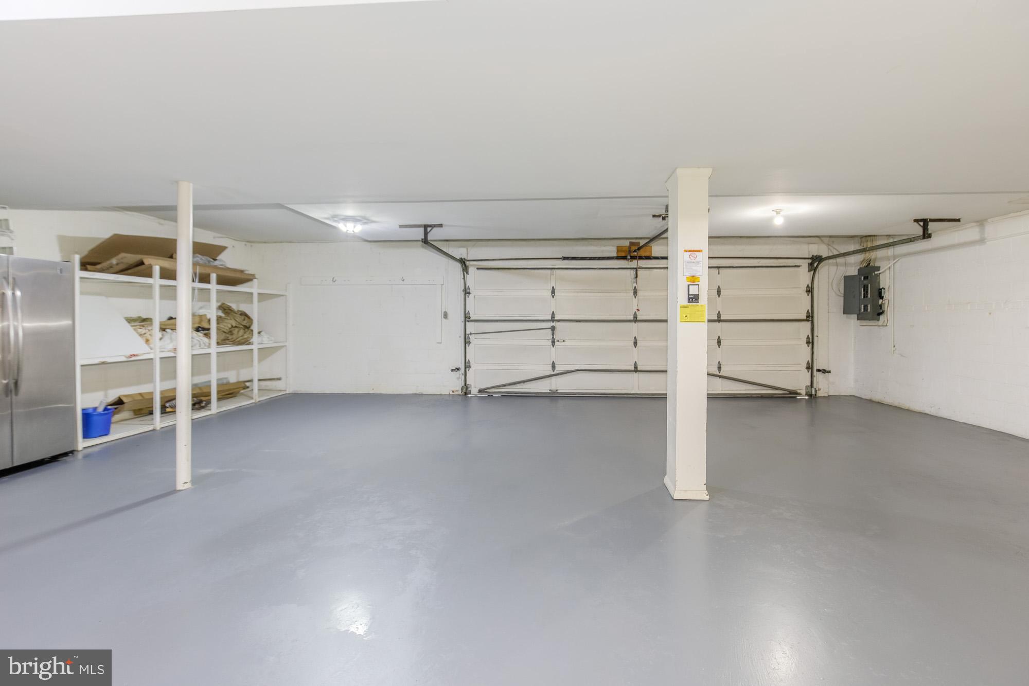 KENWOOD PARK - Residential