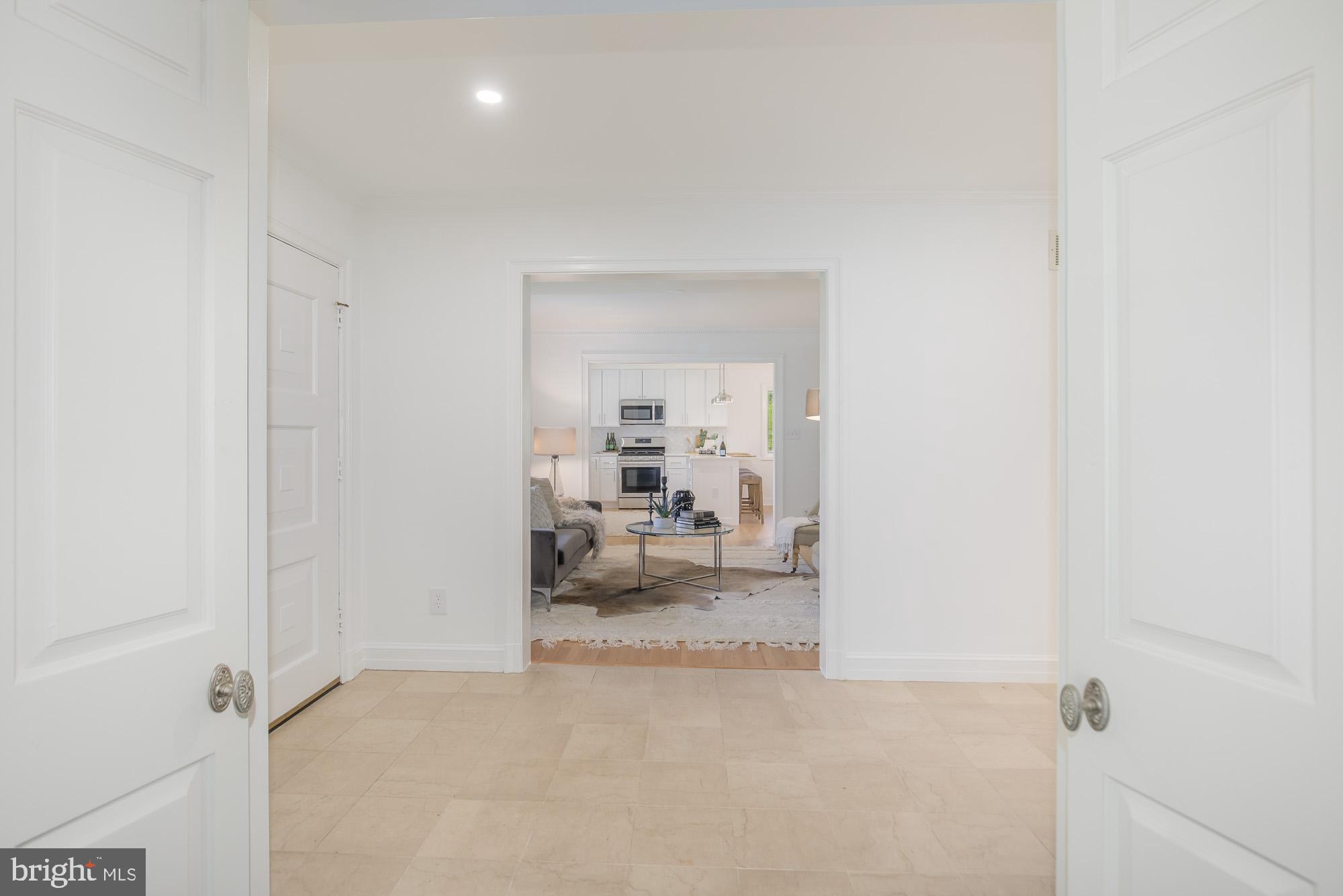 KENWOOD PARK - Residential