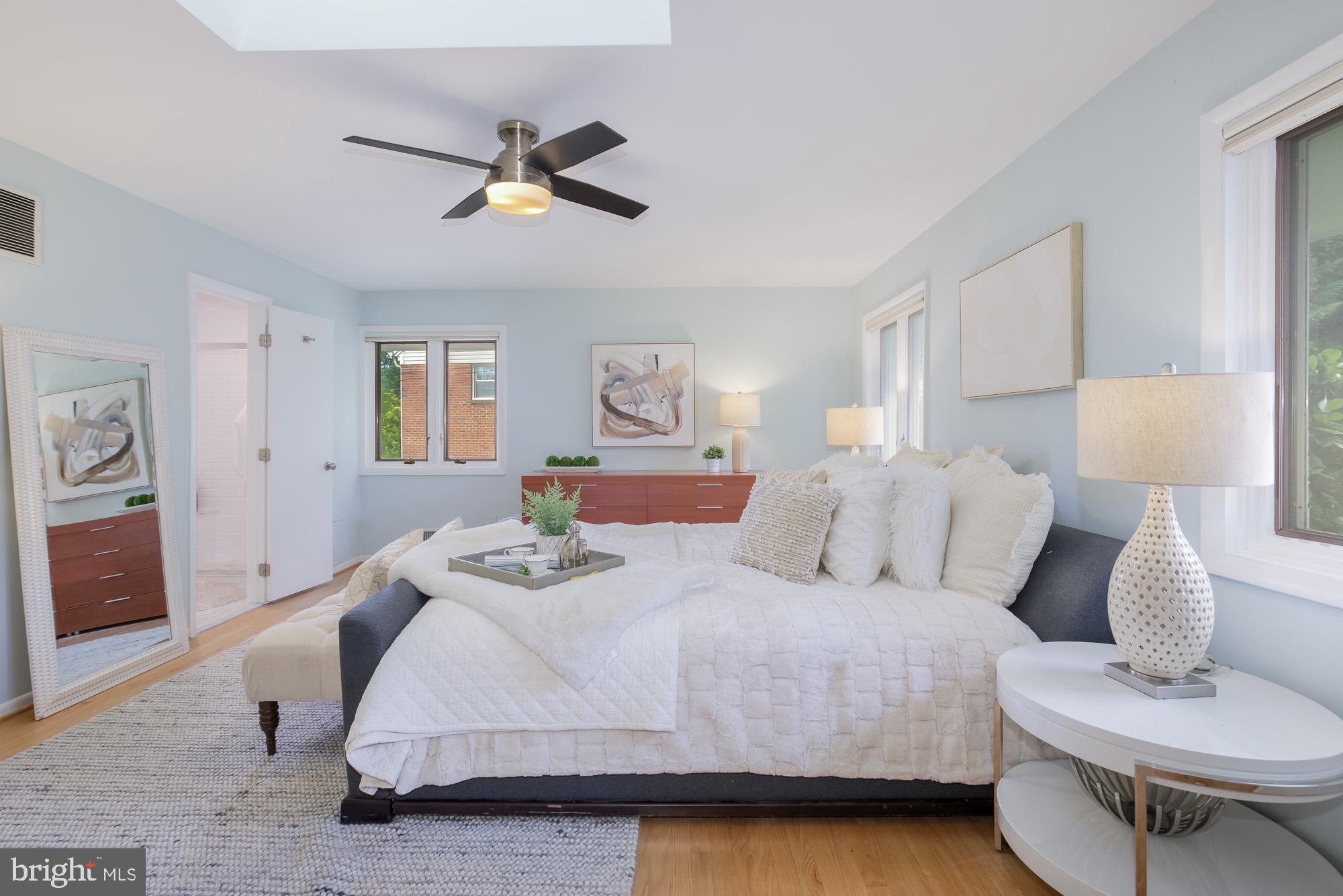 KENWOOD PARK - Residential