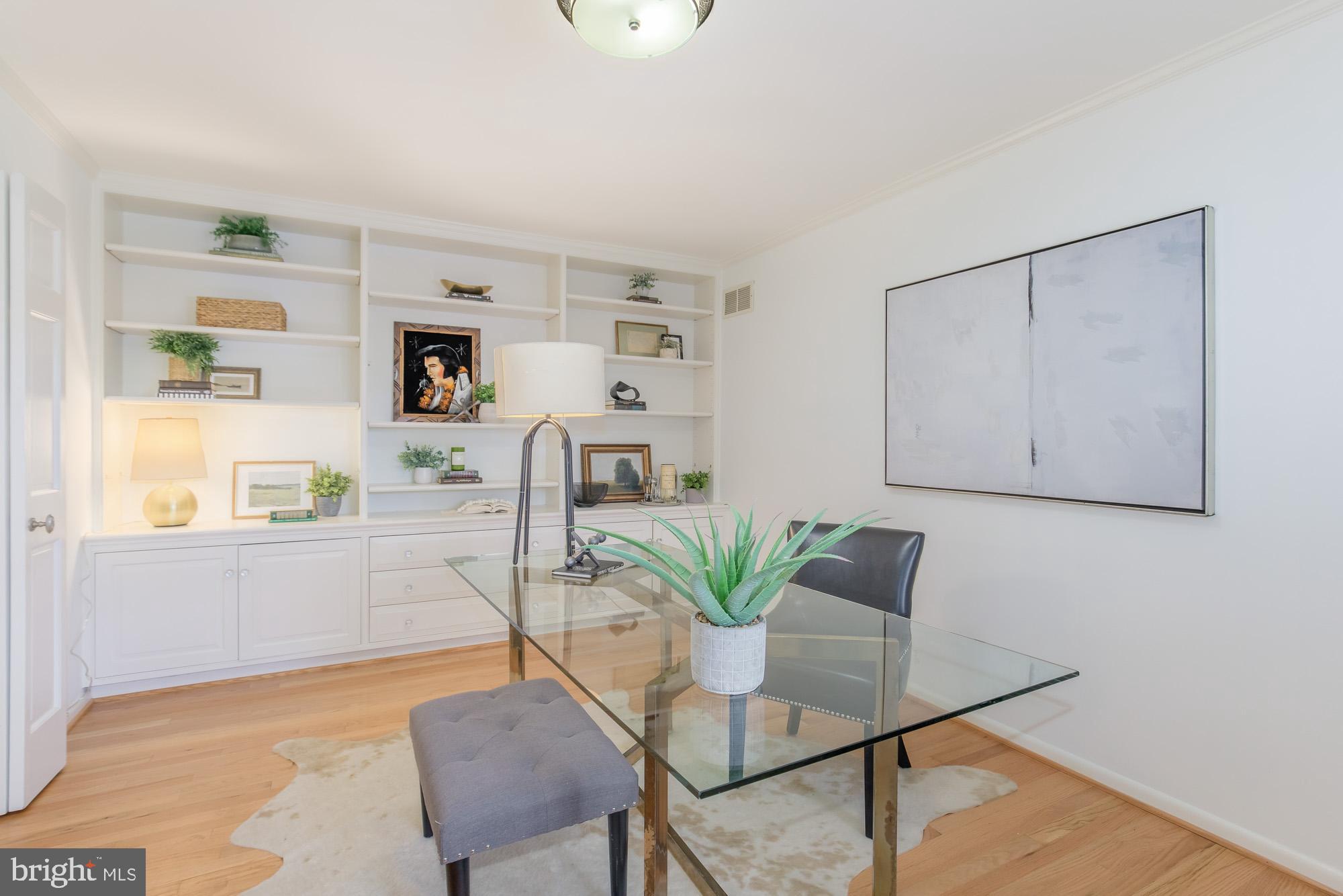KENWOOD PARK - Residential