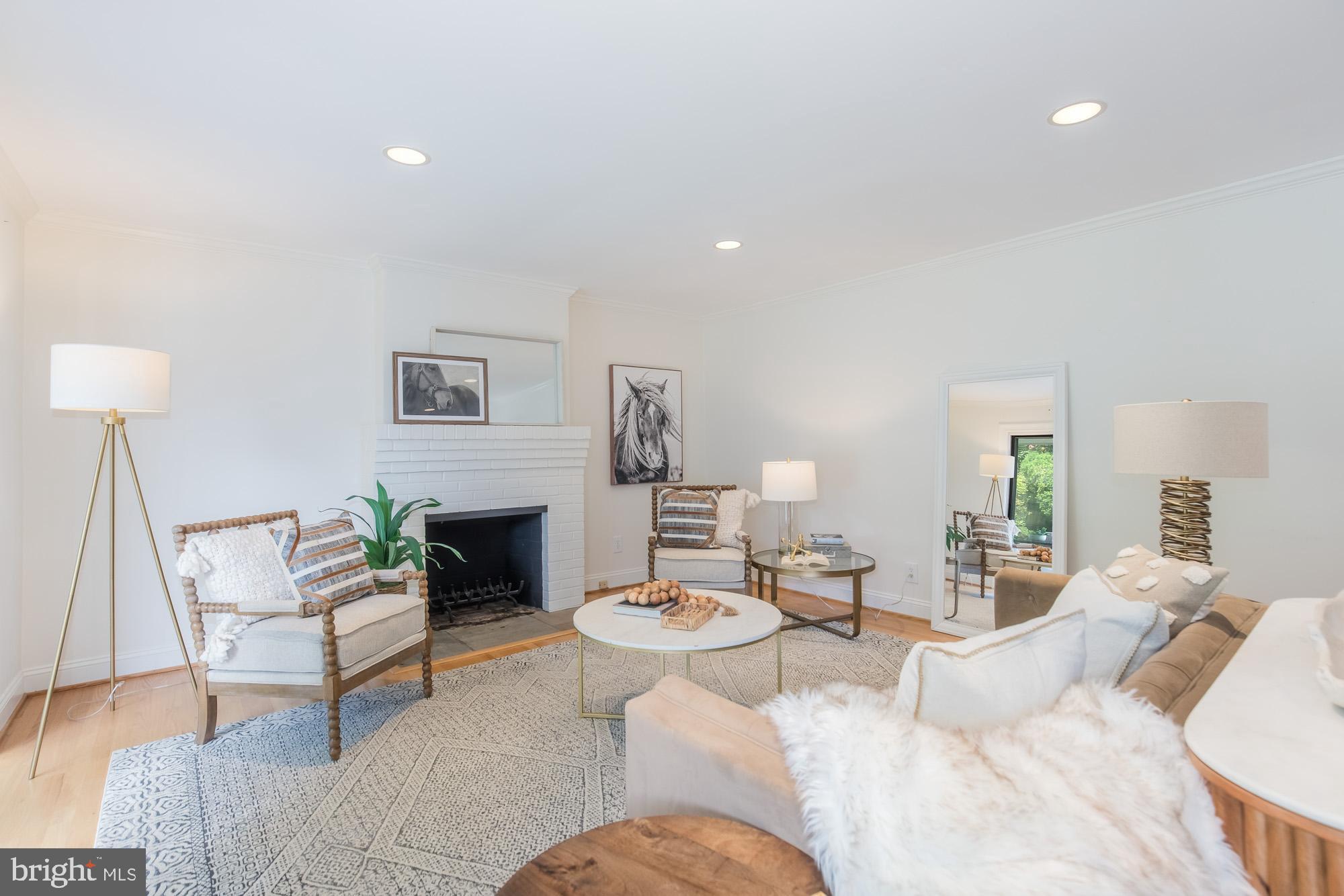 KENWOOD PARK - Residential