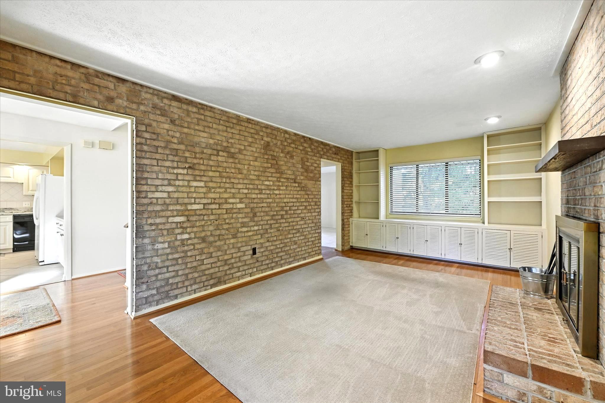 310 KIMRICK PLACE
