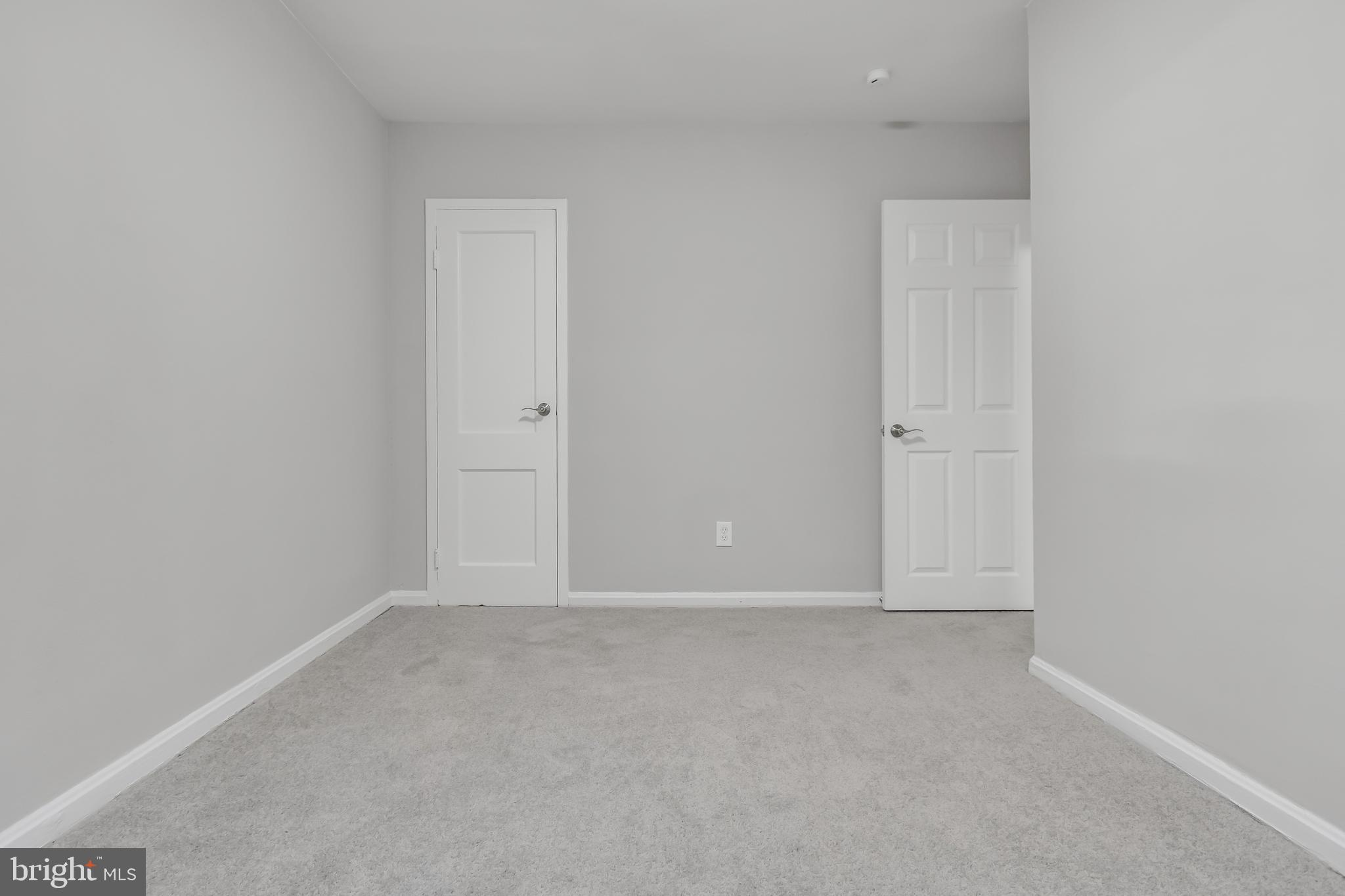 GLASSMANOR - Residential