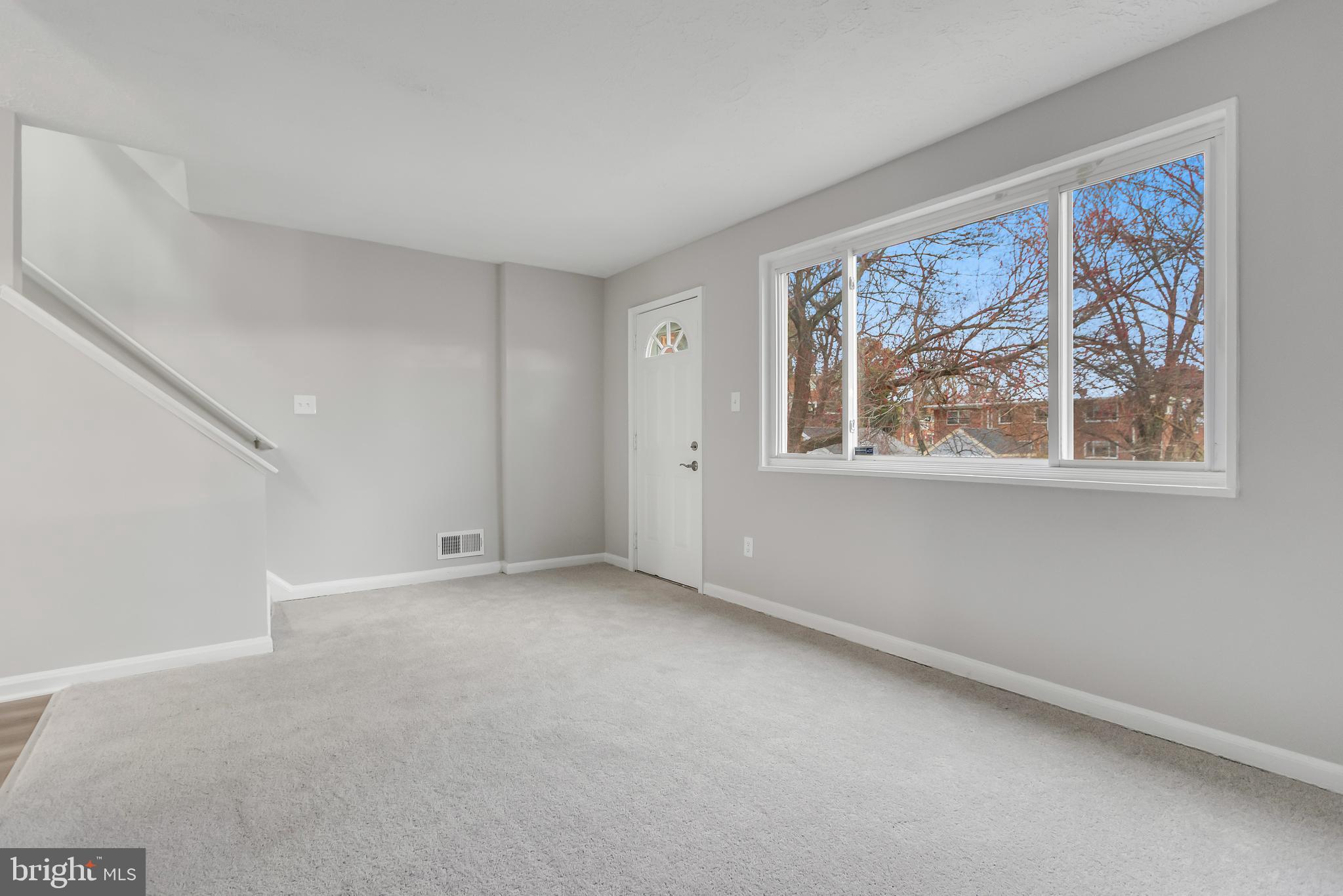 GLASSMANOR - Residential