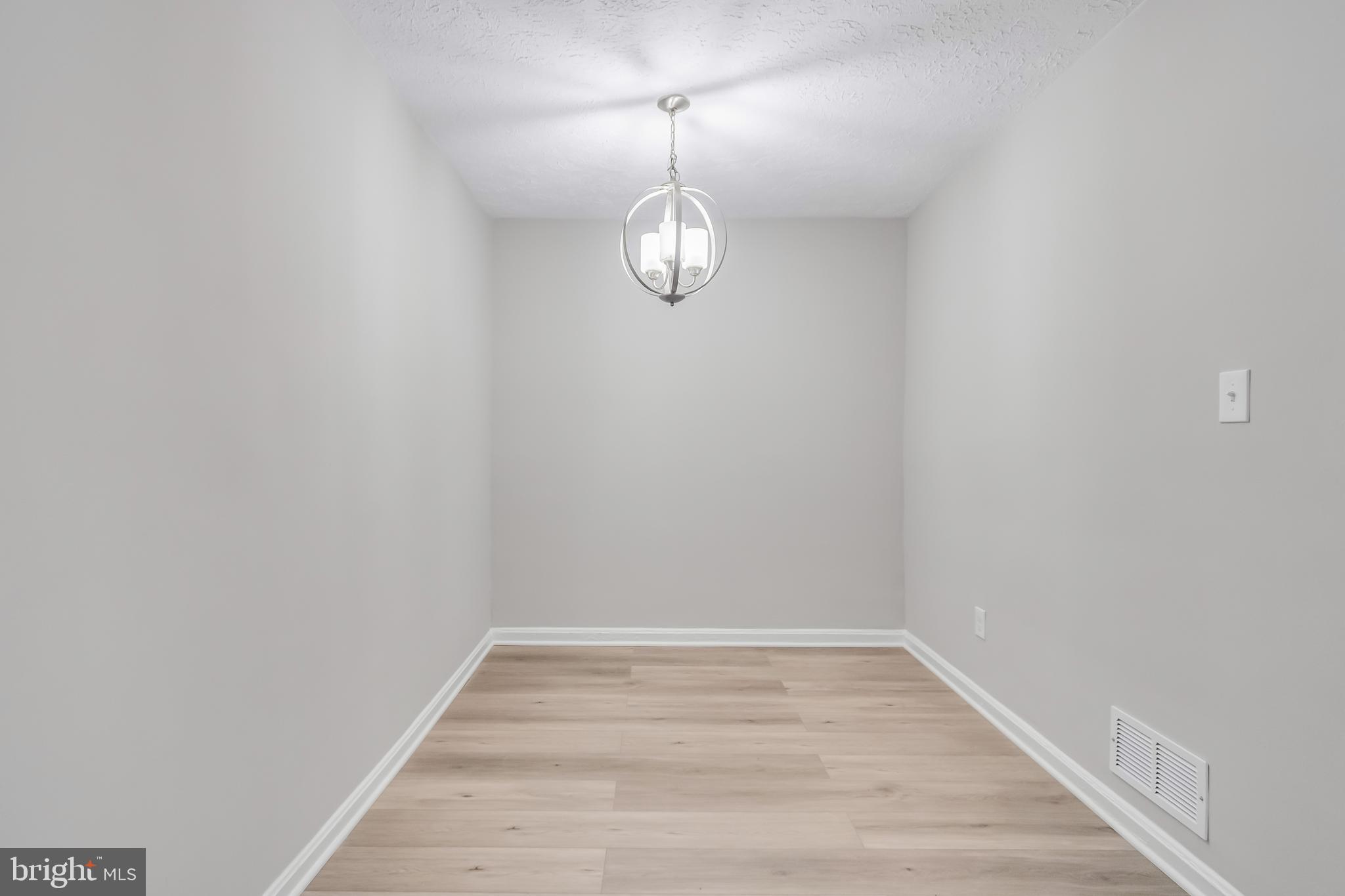 GLASSMANOR - Residential