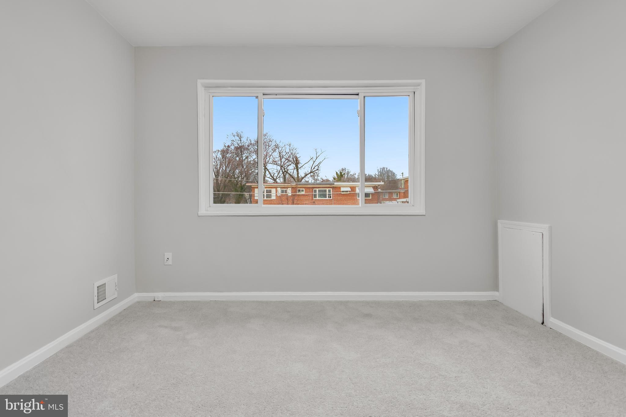 GLASSMANOR - Residential