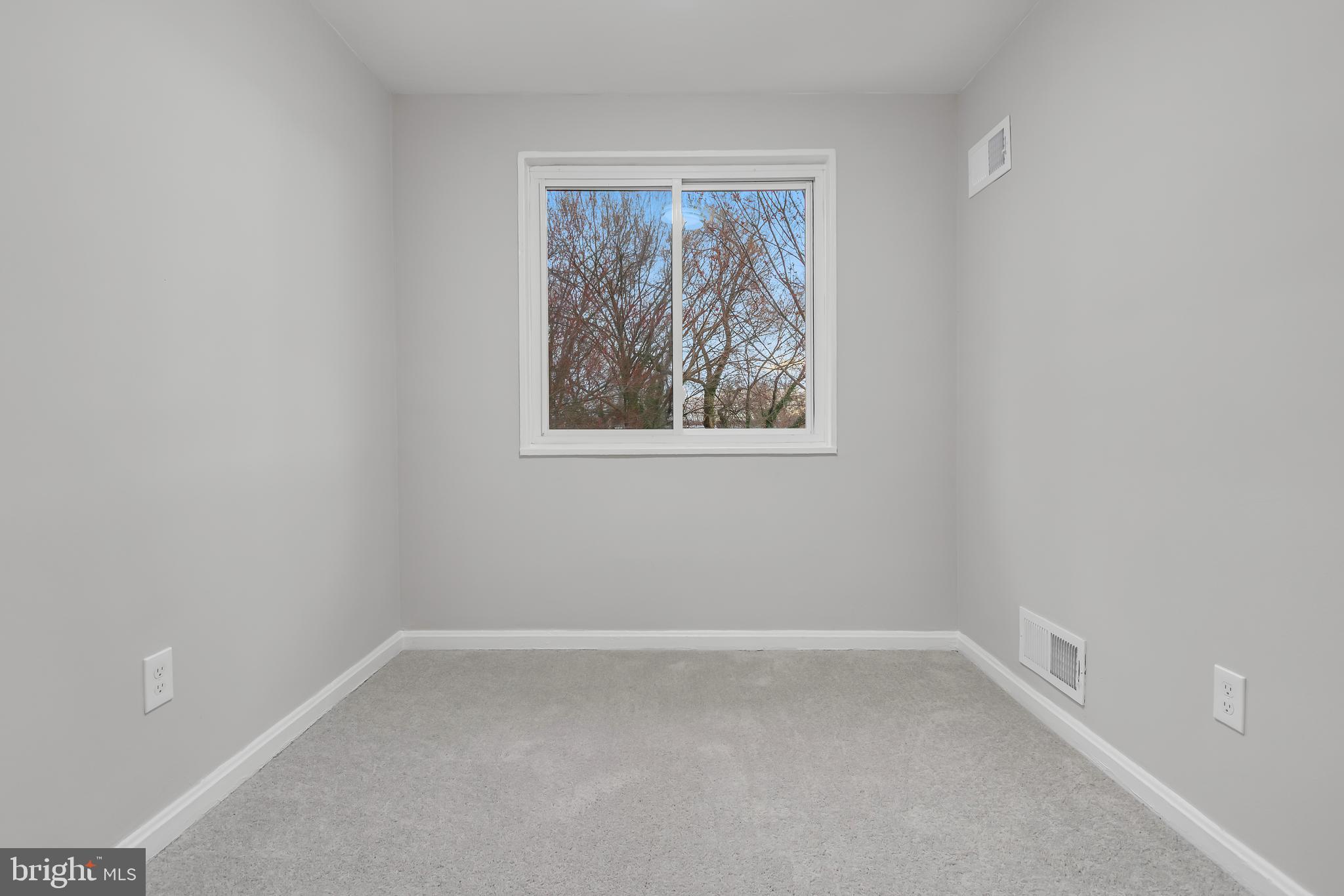 GLASSMANOR - Residential