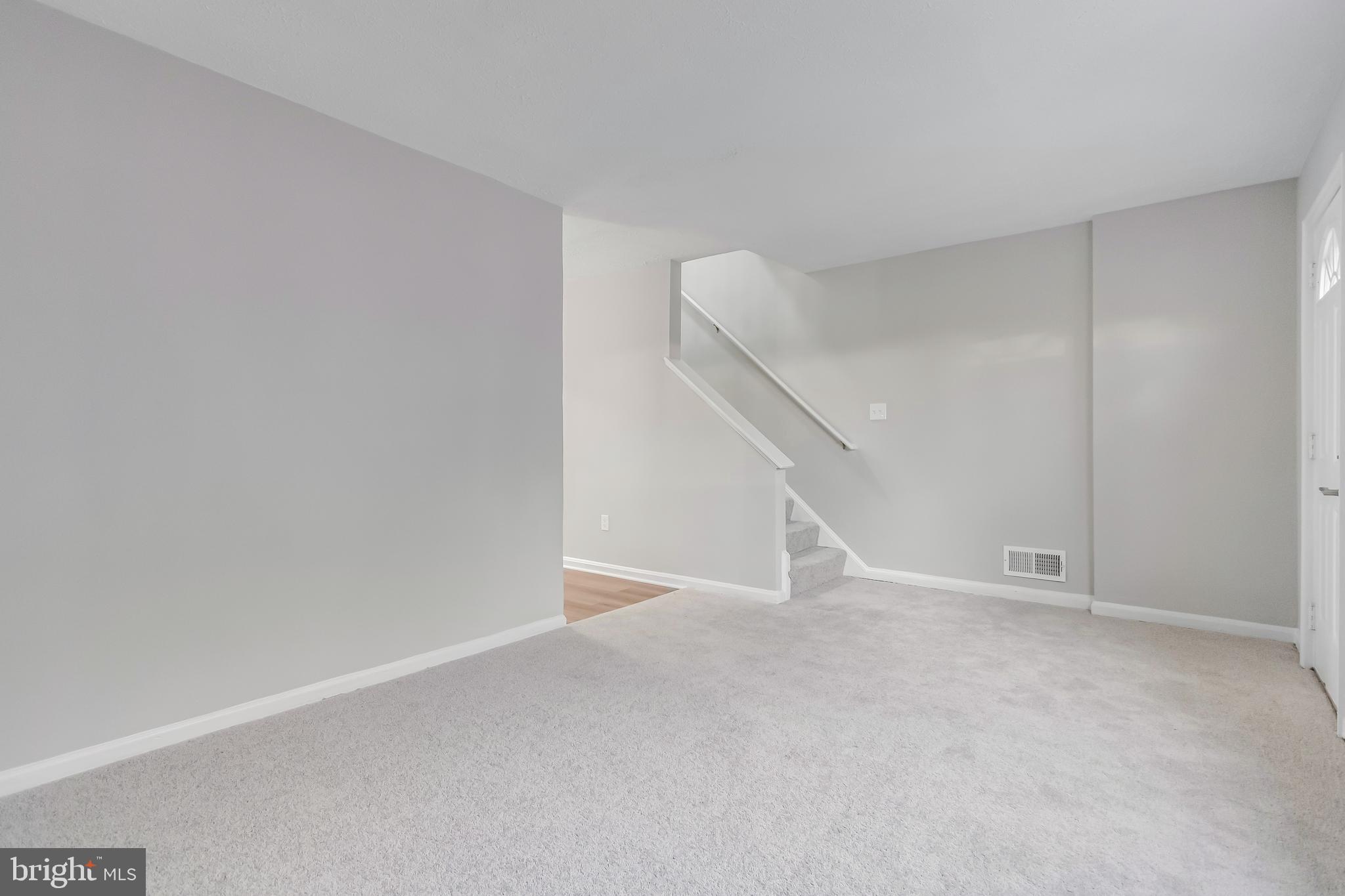 GLASSMANOR - Residential