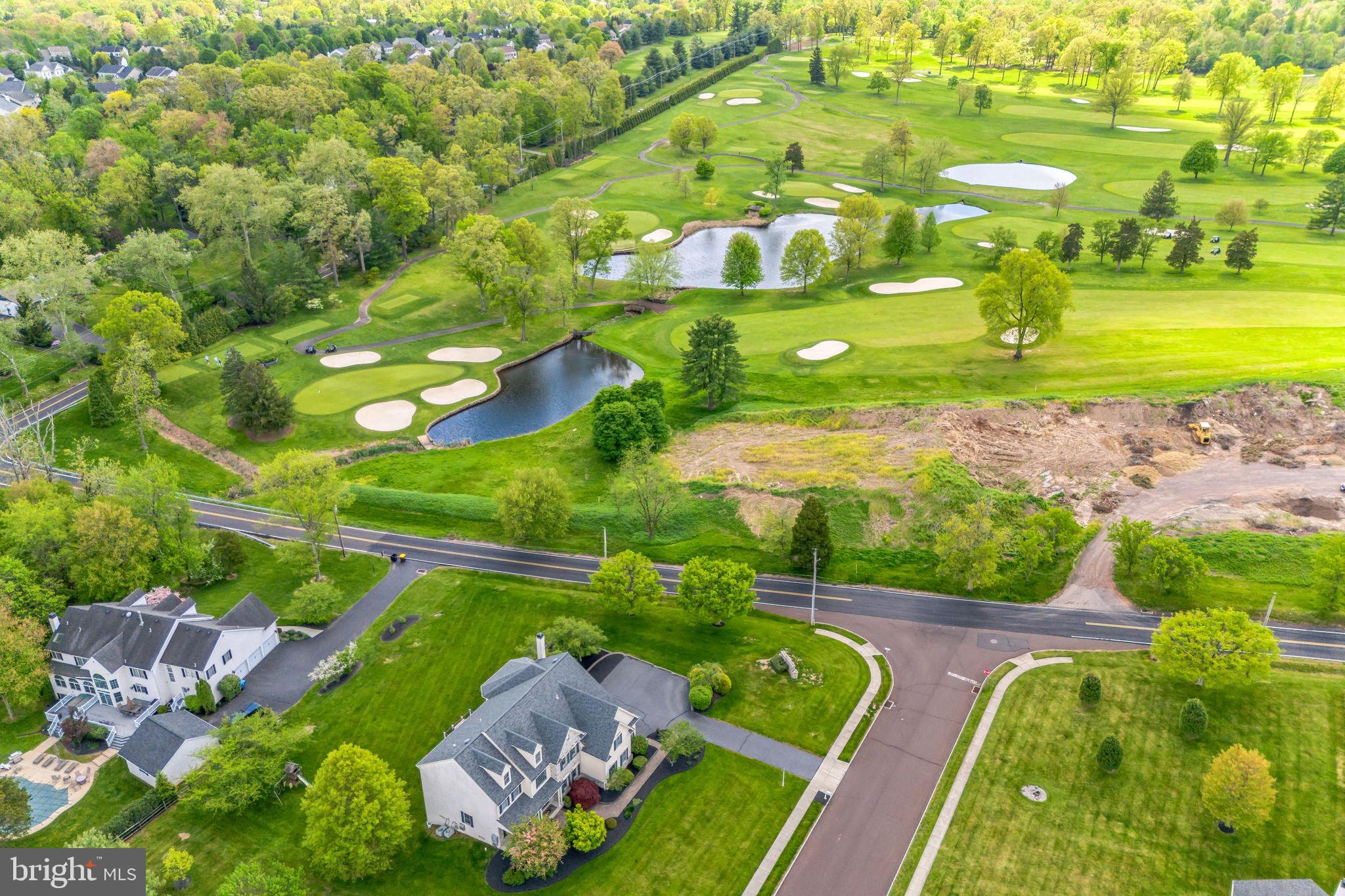 RIDINGS OF HORSHAM - Residential