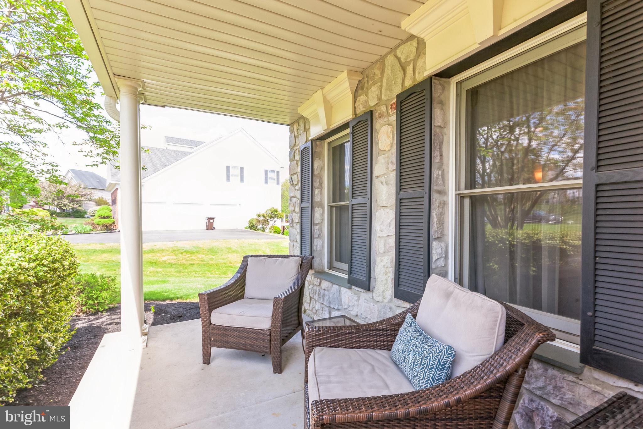 RIDINGS OF HORSHAM - Residential