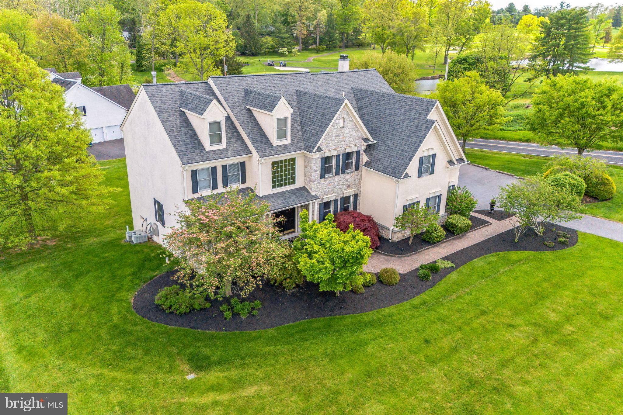 RIDINGS OF HORSHAM - Residential