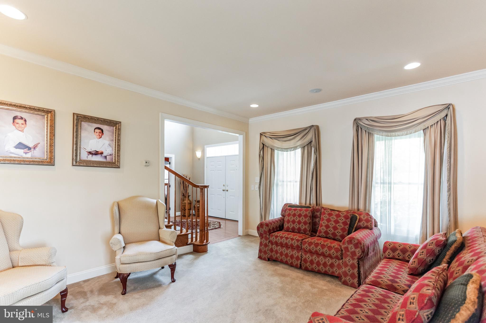 RIDINGS OF HORSHAM - Residential