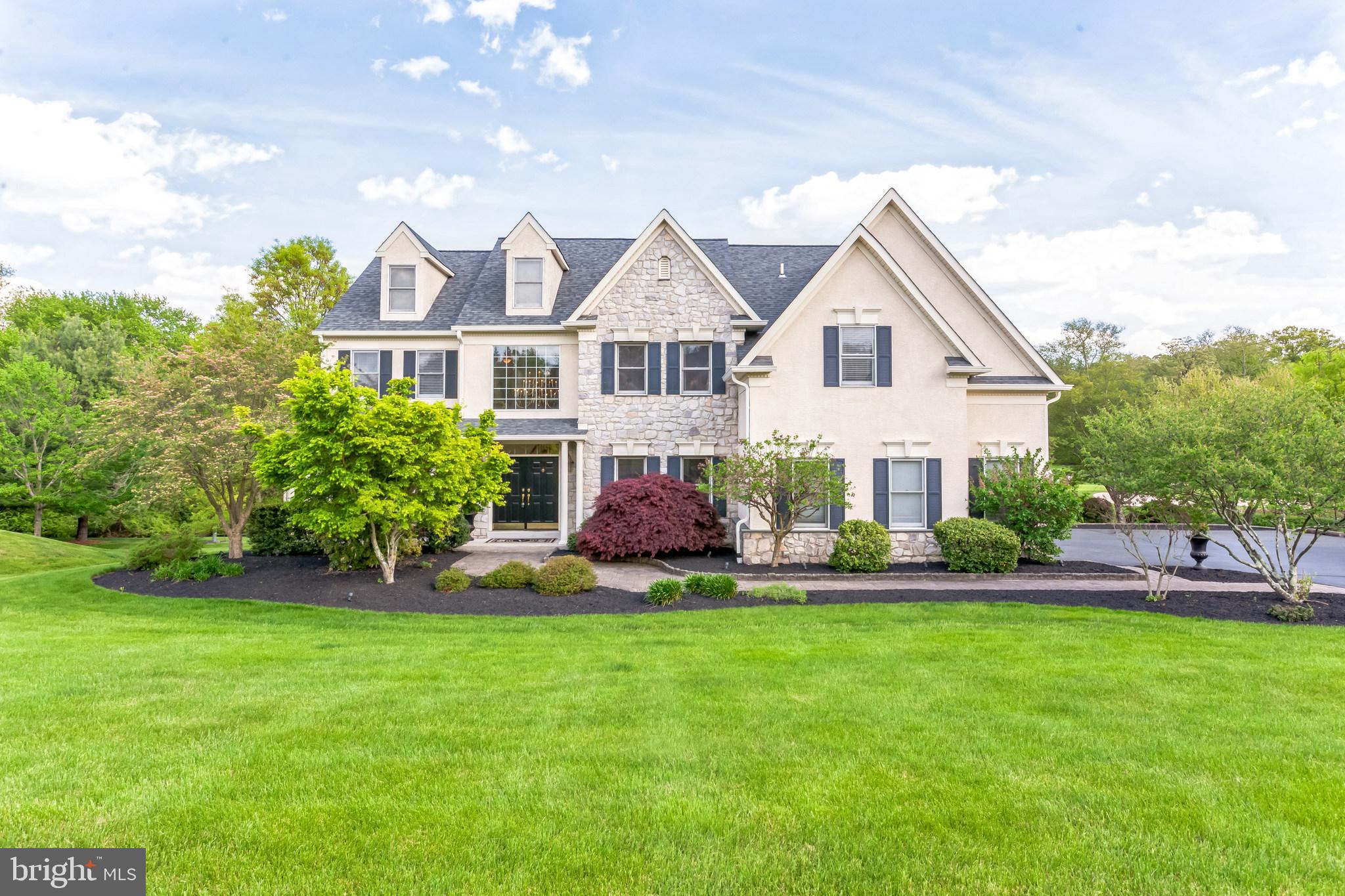 RIDINGS OF HORSHAM - Residential