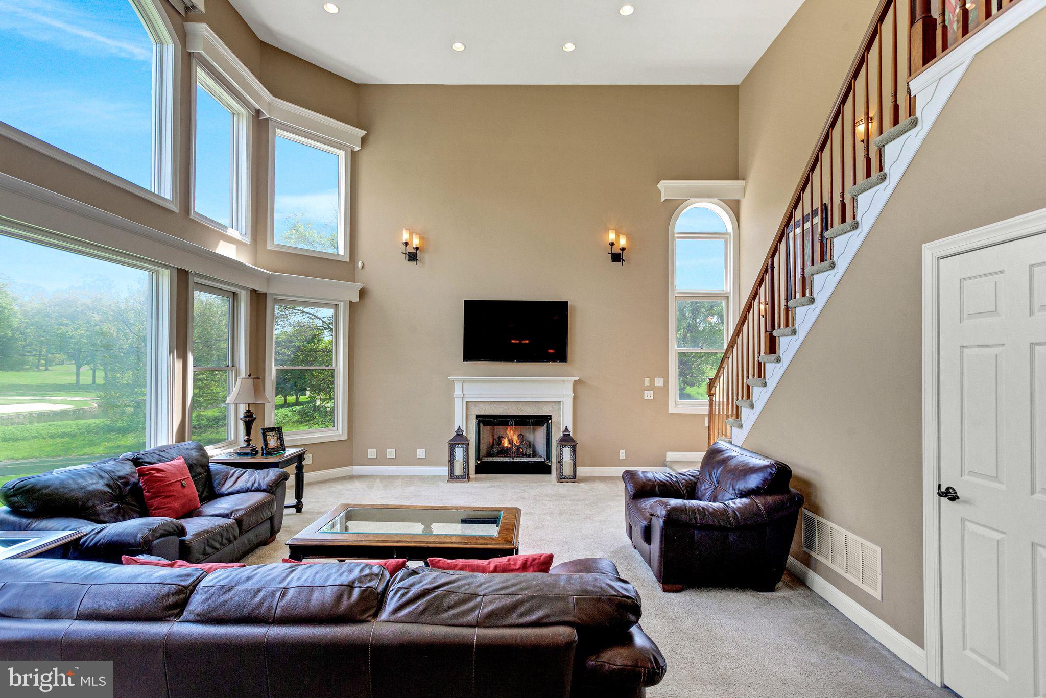 RIDINGS OF HORSHAM - Residential