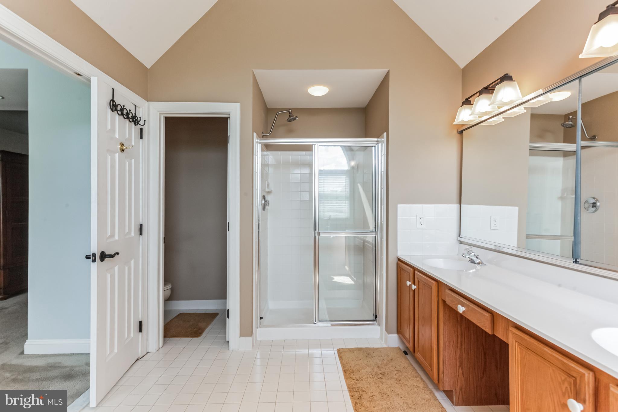 RIDINGS OF HORSHAM - Residential